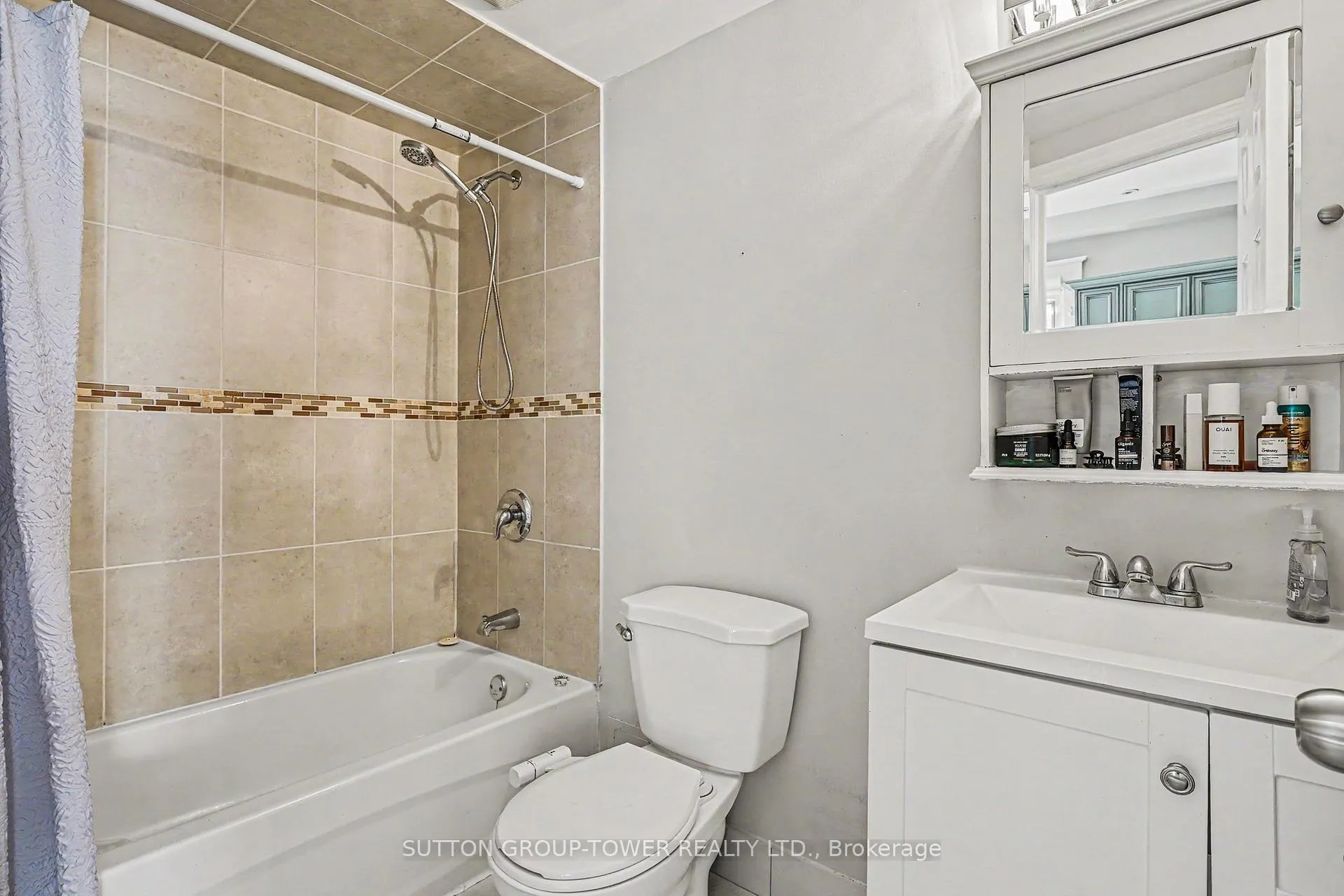 Photo 18 of 560 Indian Grove, Toronto, Junction Area — HOMEH