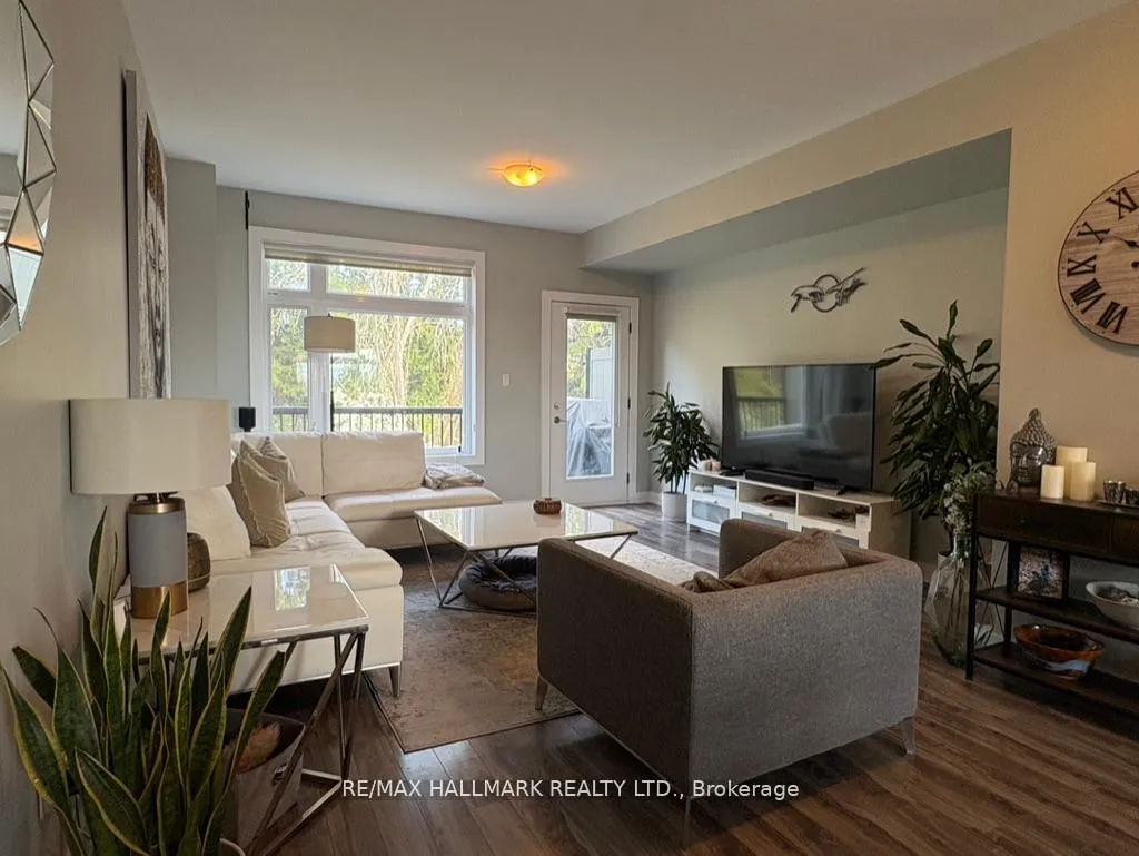 Photo 2 of Unit 48, 540 Essa Road, Barrie, Holly — HOMEH