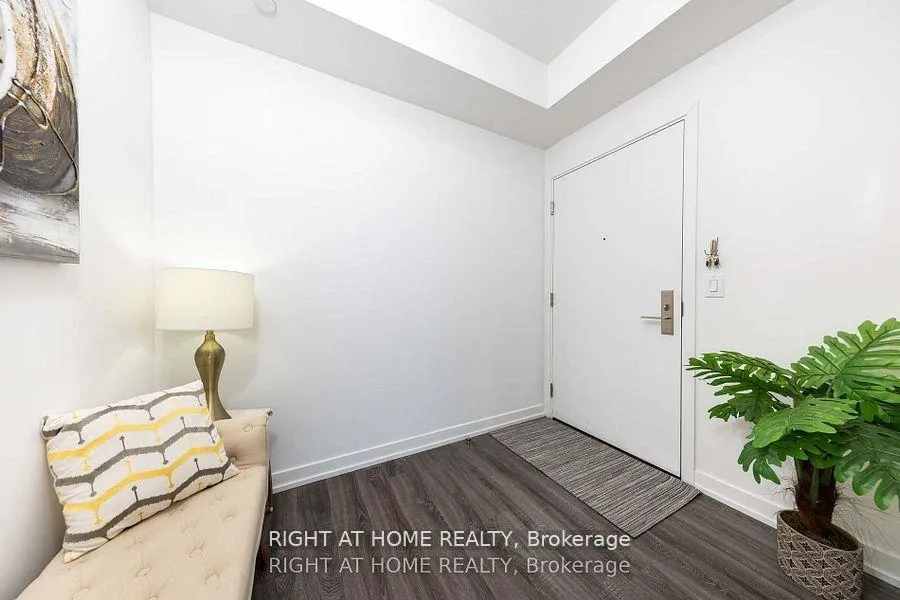 Photo 2 of Unit 1303, 20 Edward Street, Toronto, Bay Street Corridor — HOMEH