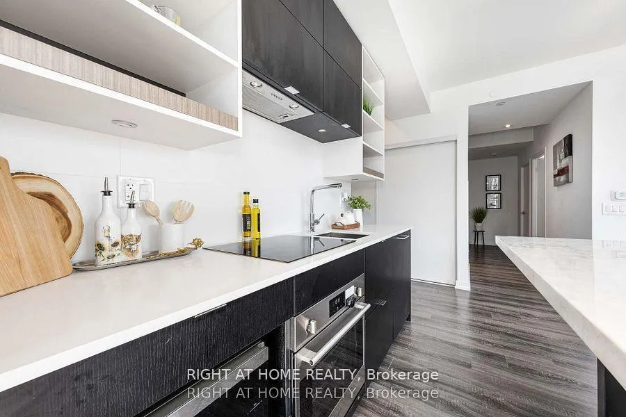 Photo 7 of Unit 1303, 20 Edward Street, Toronto, Bay Street Corridor — HOMEH