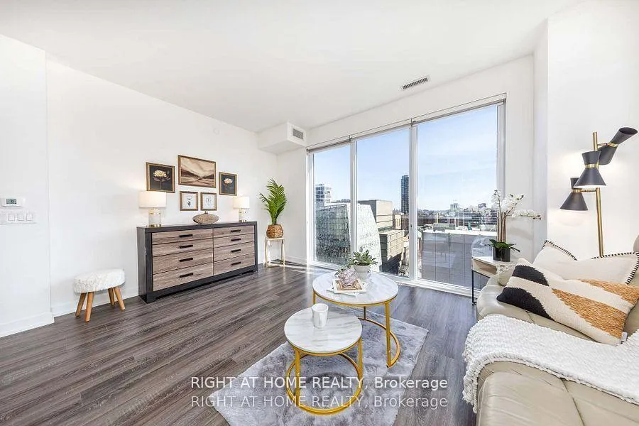Photo 9 of Unit 1303, 20 Edward Street, Toronto, Bay Street Corridor — HOMEH