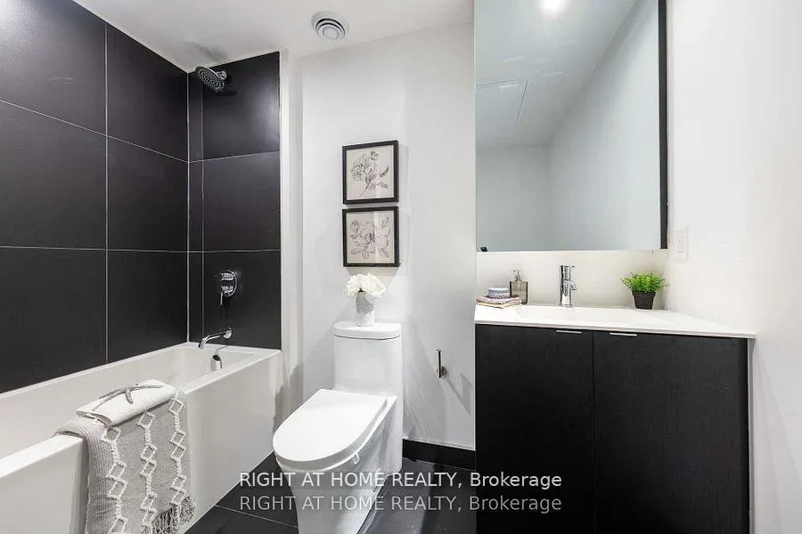 Photo 14 of Unit 1303, 20 Edward Street, Toronto, Bay Street Corridor — HOMEH