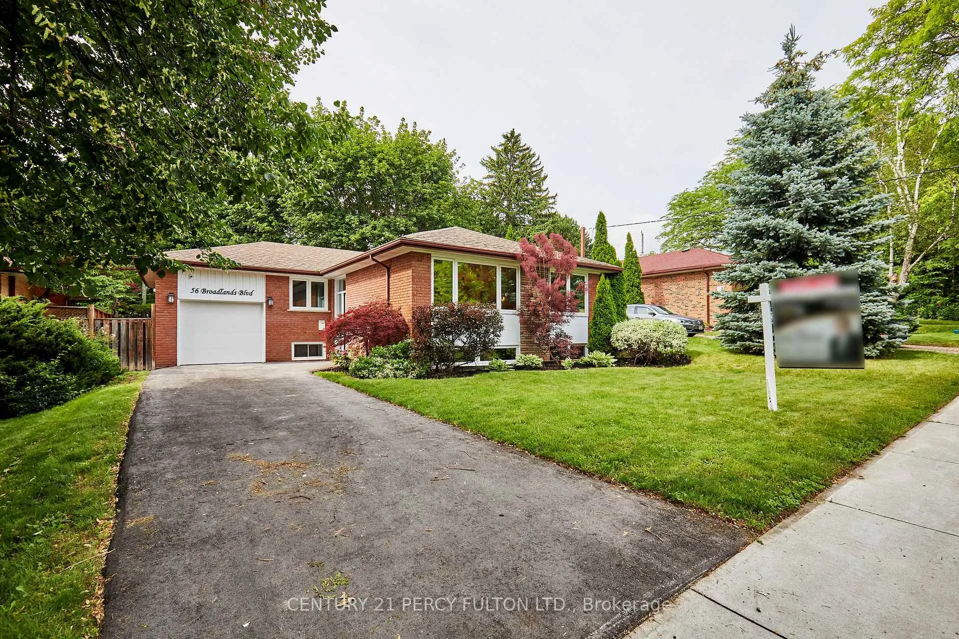 Front of 56 Broadlands Boulevard