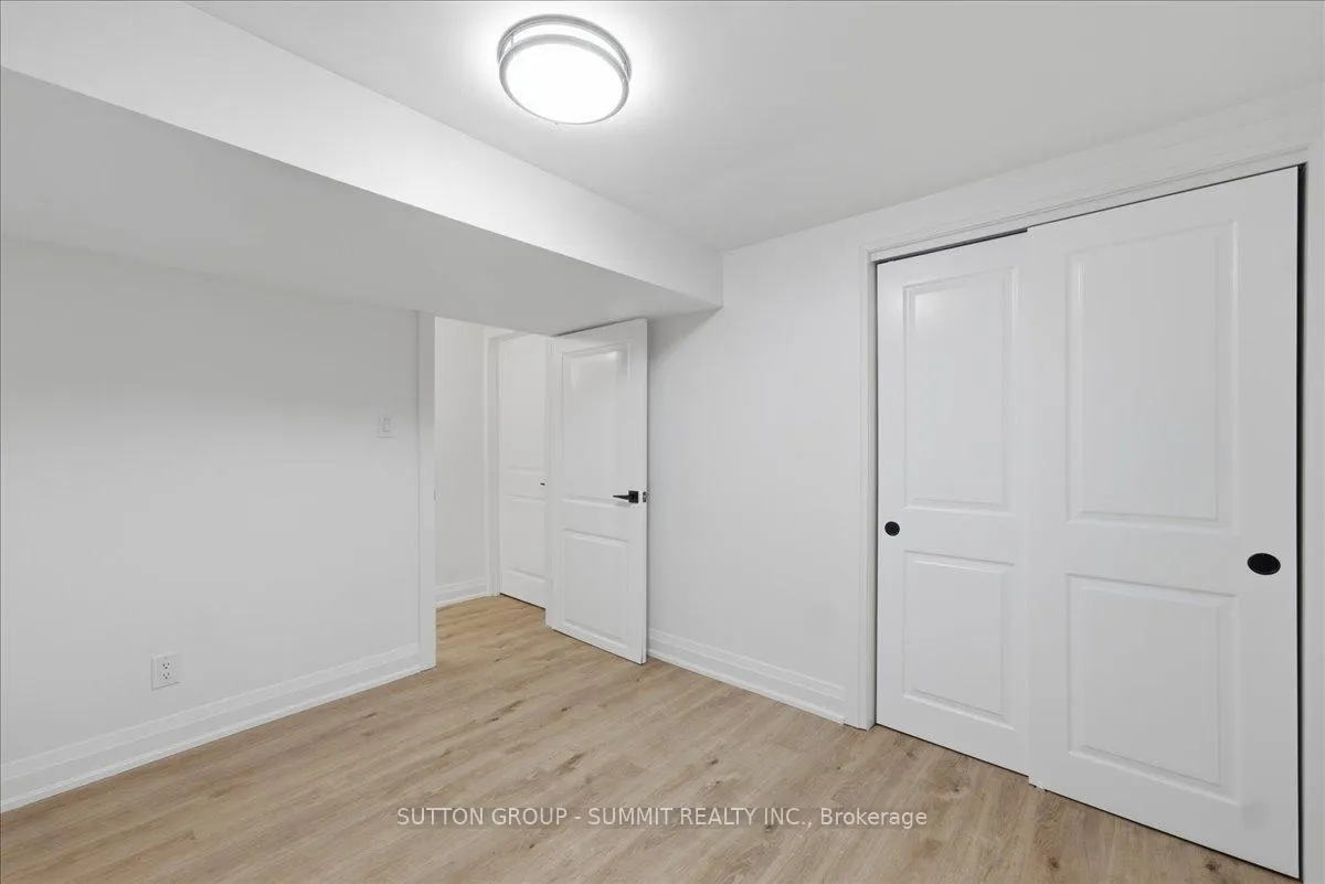 Photo 30 of 60 Nethercott Drive, Stratford — HOMEH