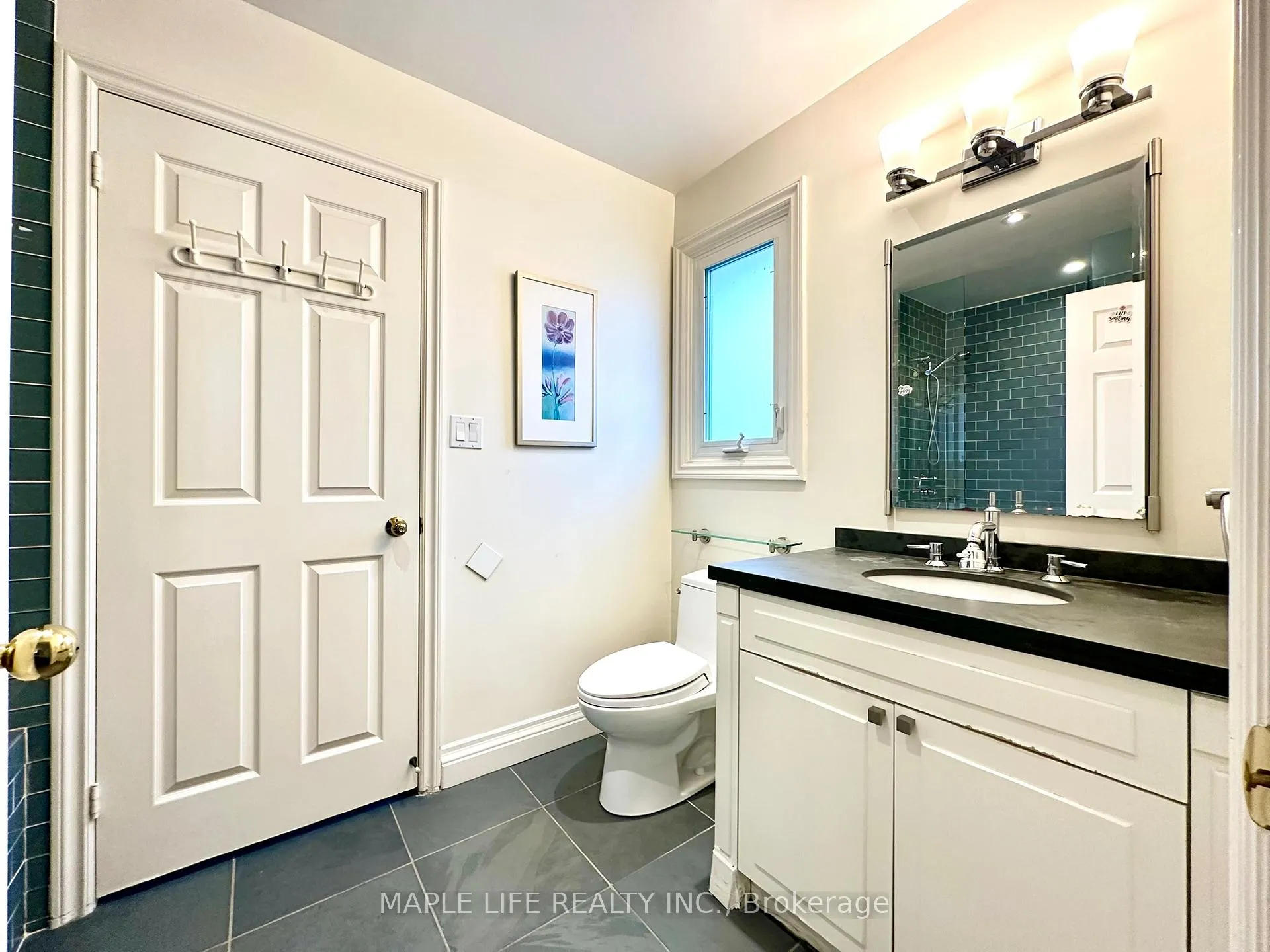 Photo 27 of 52 Prince Edward Boulevard, Markham, Thornlea — HOMEH