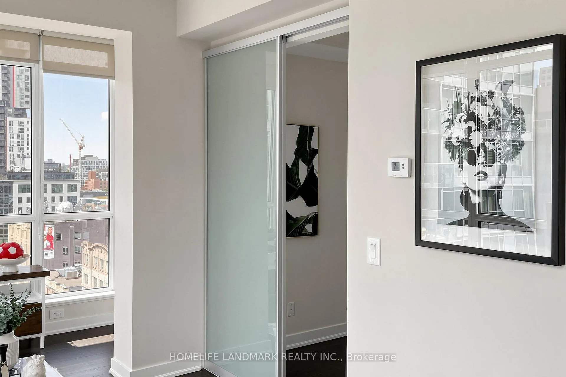 Photo 11 of Unit 1407, 199 Richmond Street W, Toronto, Waterfront Communities — HOMEH