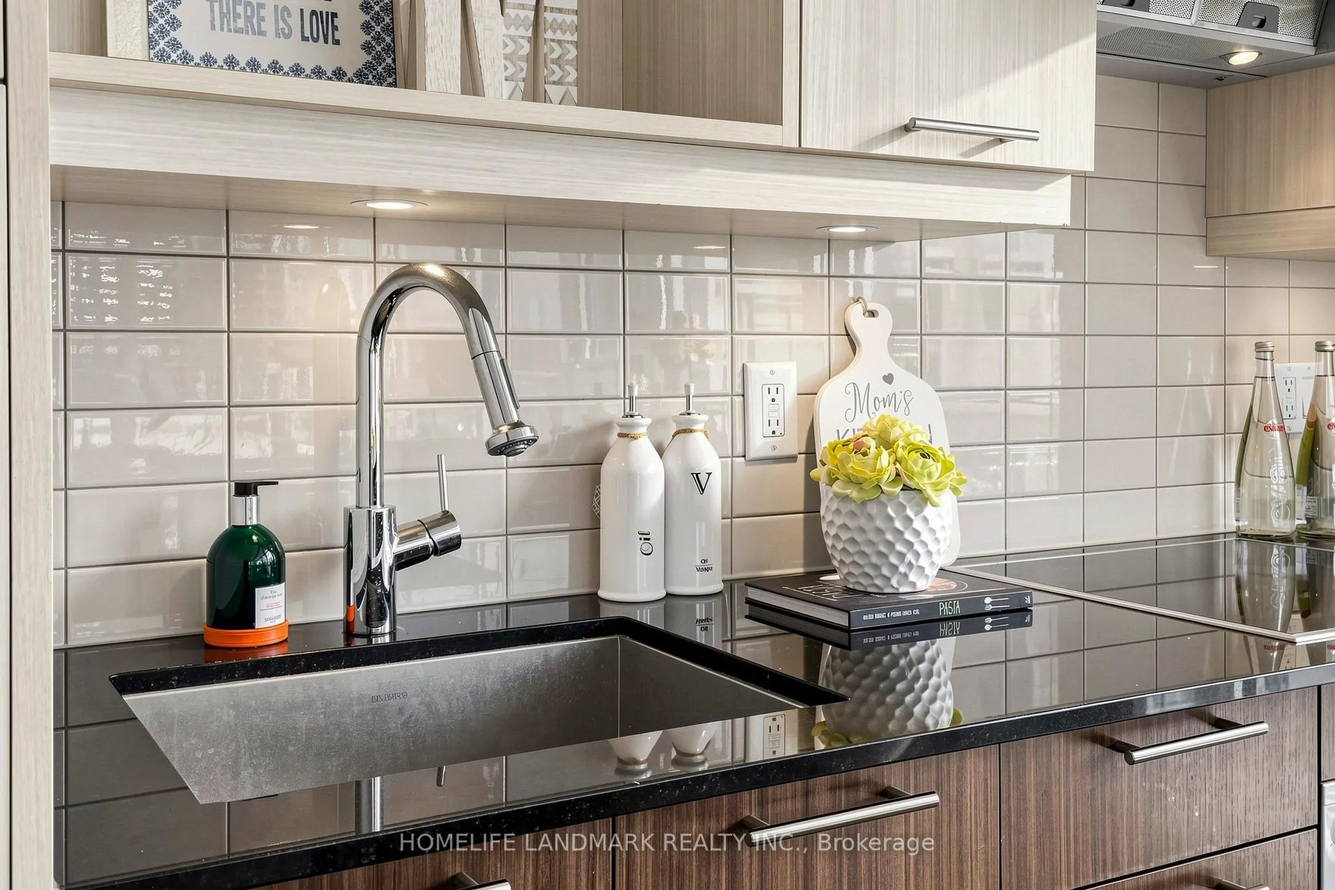 Photo 21 of Unit 1407, 199 Richmond Street W, Toronto, Waterfront Communities — HOMEH