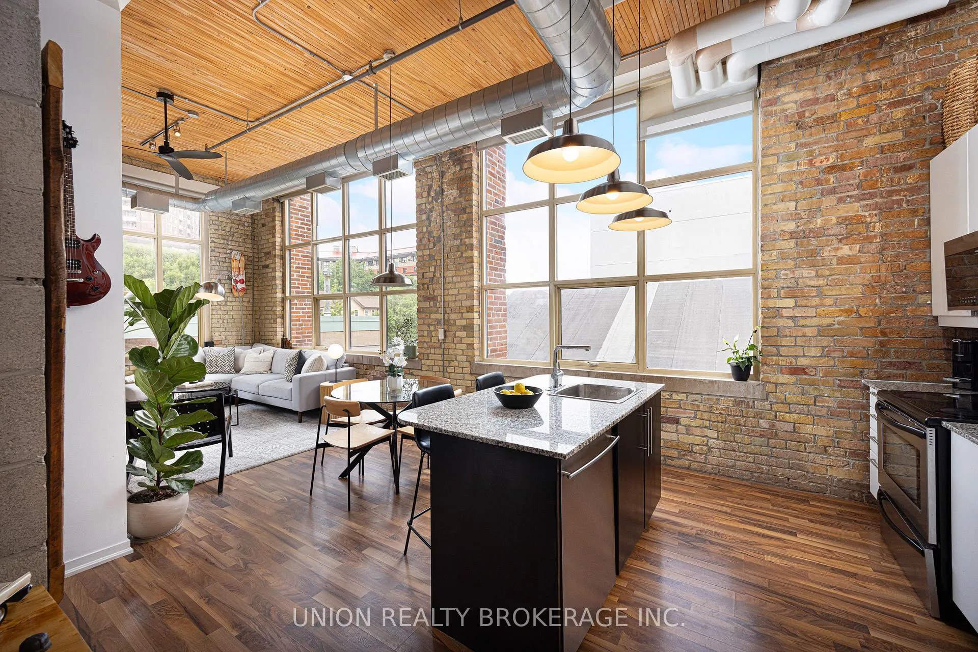 Photo 1 of Unit 301, 736 Dundas Street E, Toronto, Regent Park — HOMEH