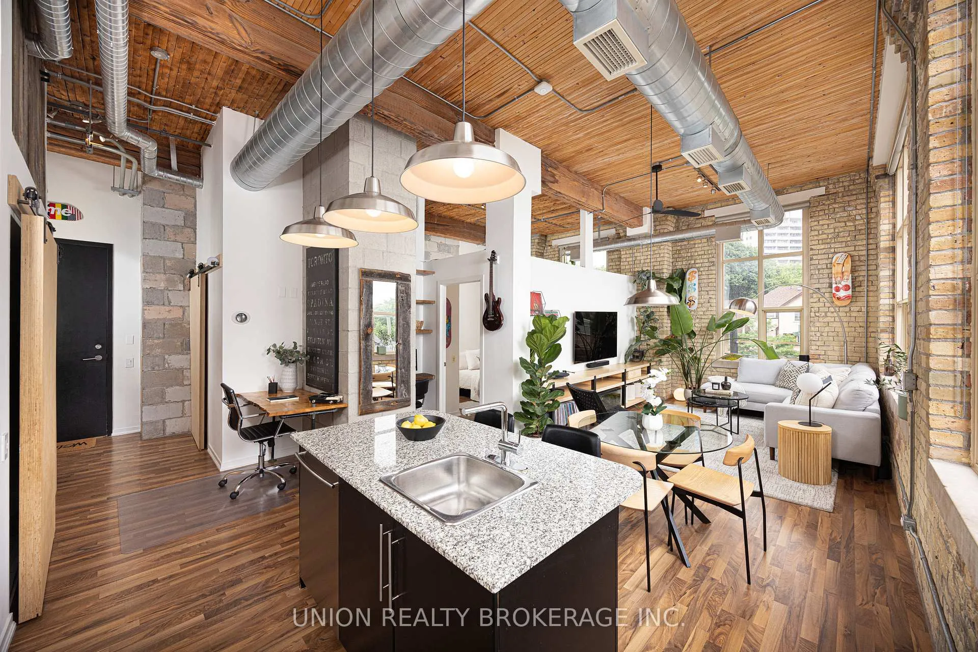 Photo 10 of Unit 301, 736 Dundas Street E, Toronto, Regent Park — HOMEH
