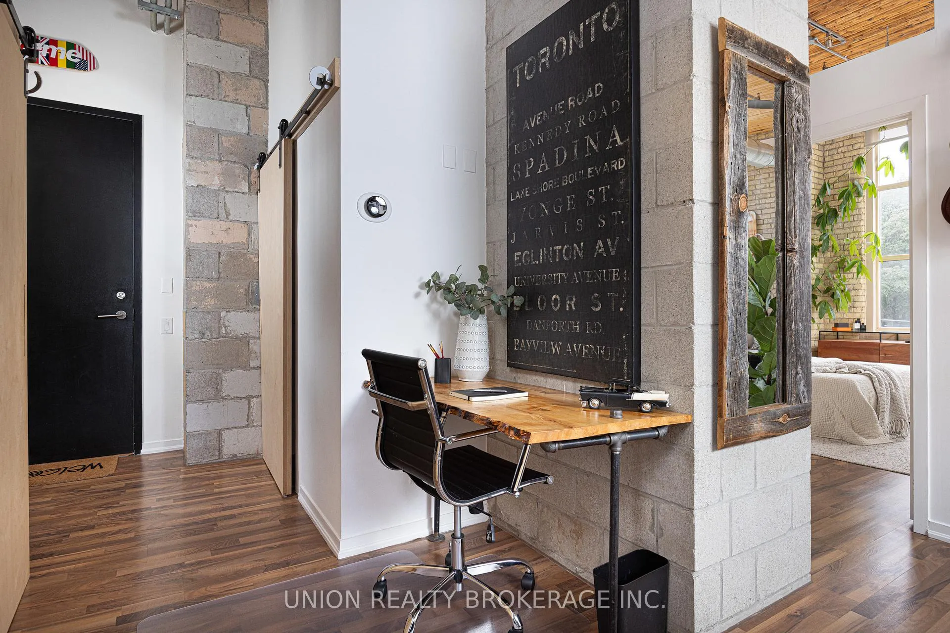 Photo 17 of Unit 301, 736 Dundas Street E, Toronto, Regent Park — HOMEH