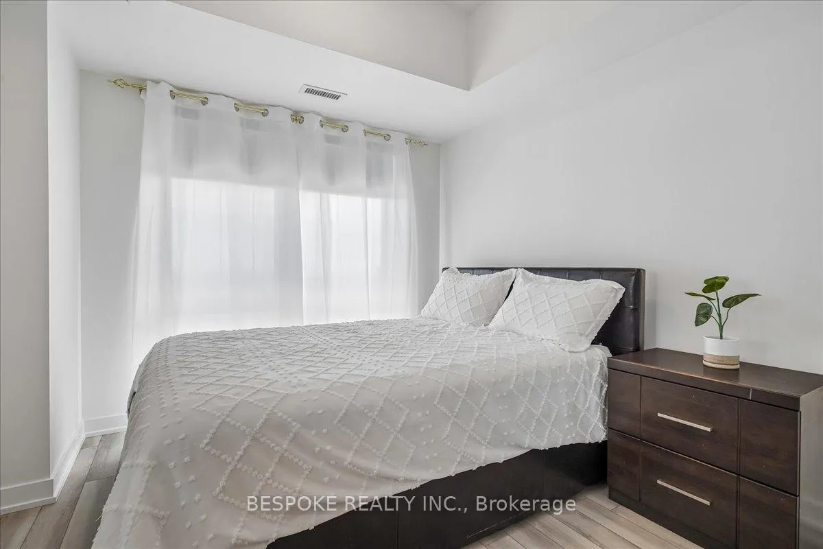 Photo 37 of Unit 906, 51 Clarington Boulevard, Clarington, Bowmanville — HOMEH