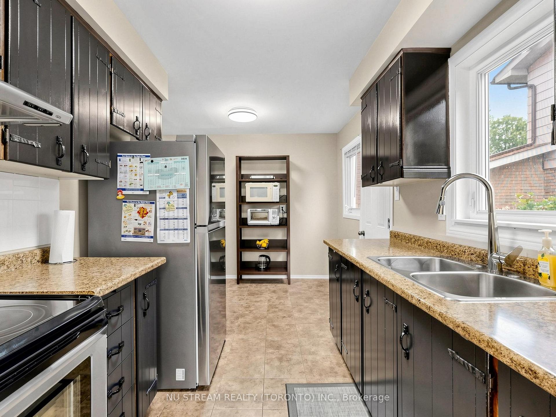 Photo 8 of 54 Ashridge Drive, Scarborough, Agincourt North — HOMEH