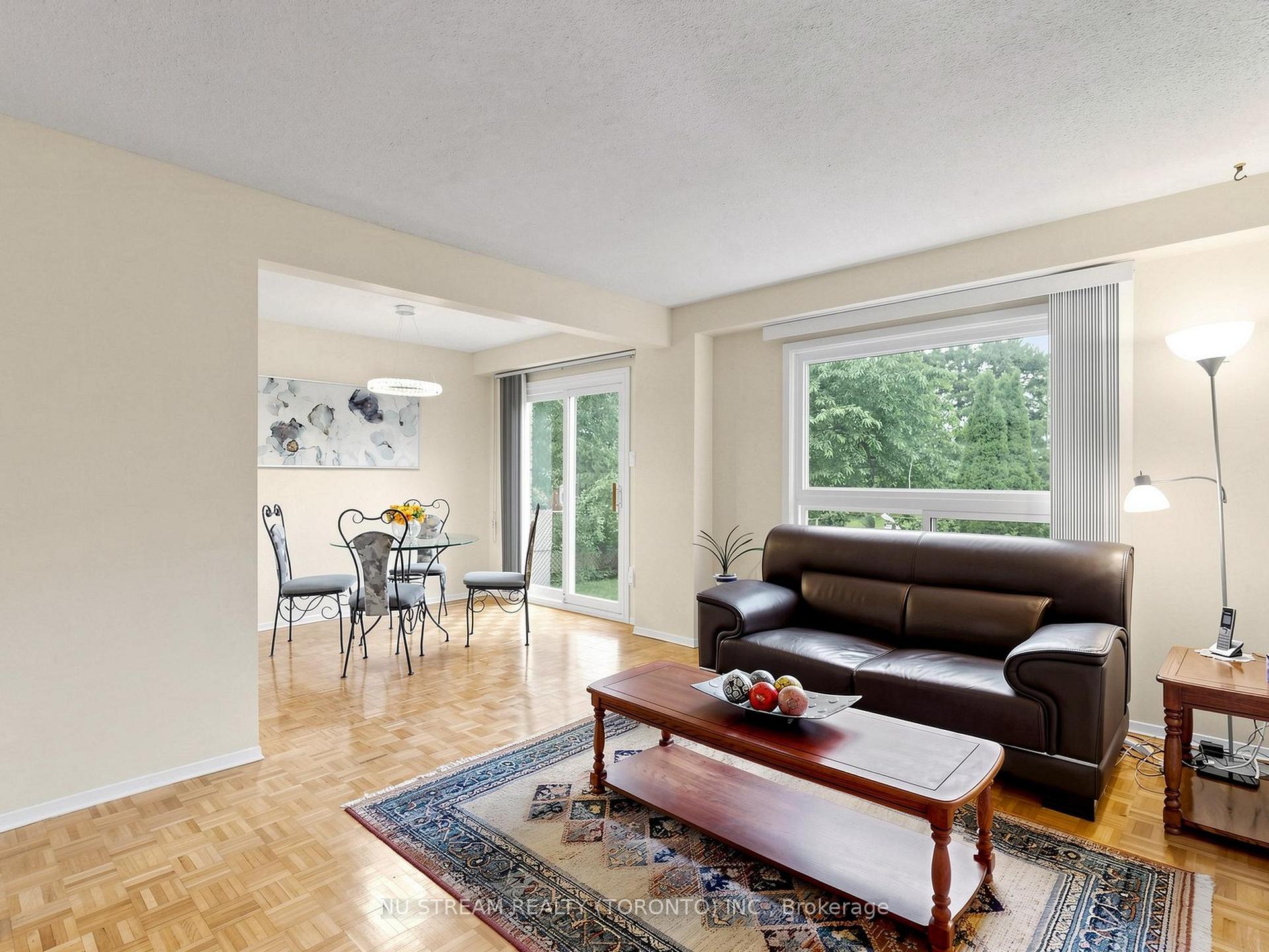 Photo 16 of 54 Ashridge Drive, Scarborough, Agincourt North — HOMEH