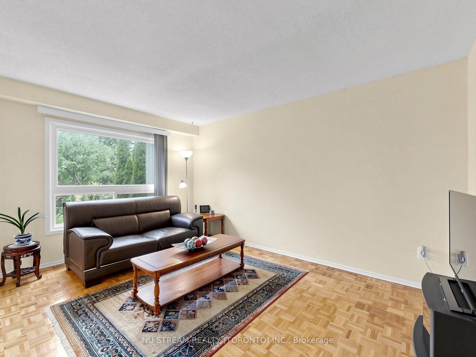 Photo 17 of 54 Ashridge Drive, Scarborough, Agincourt North — HOMEH