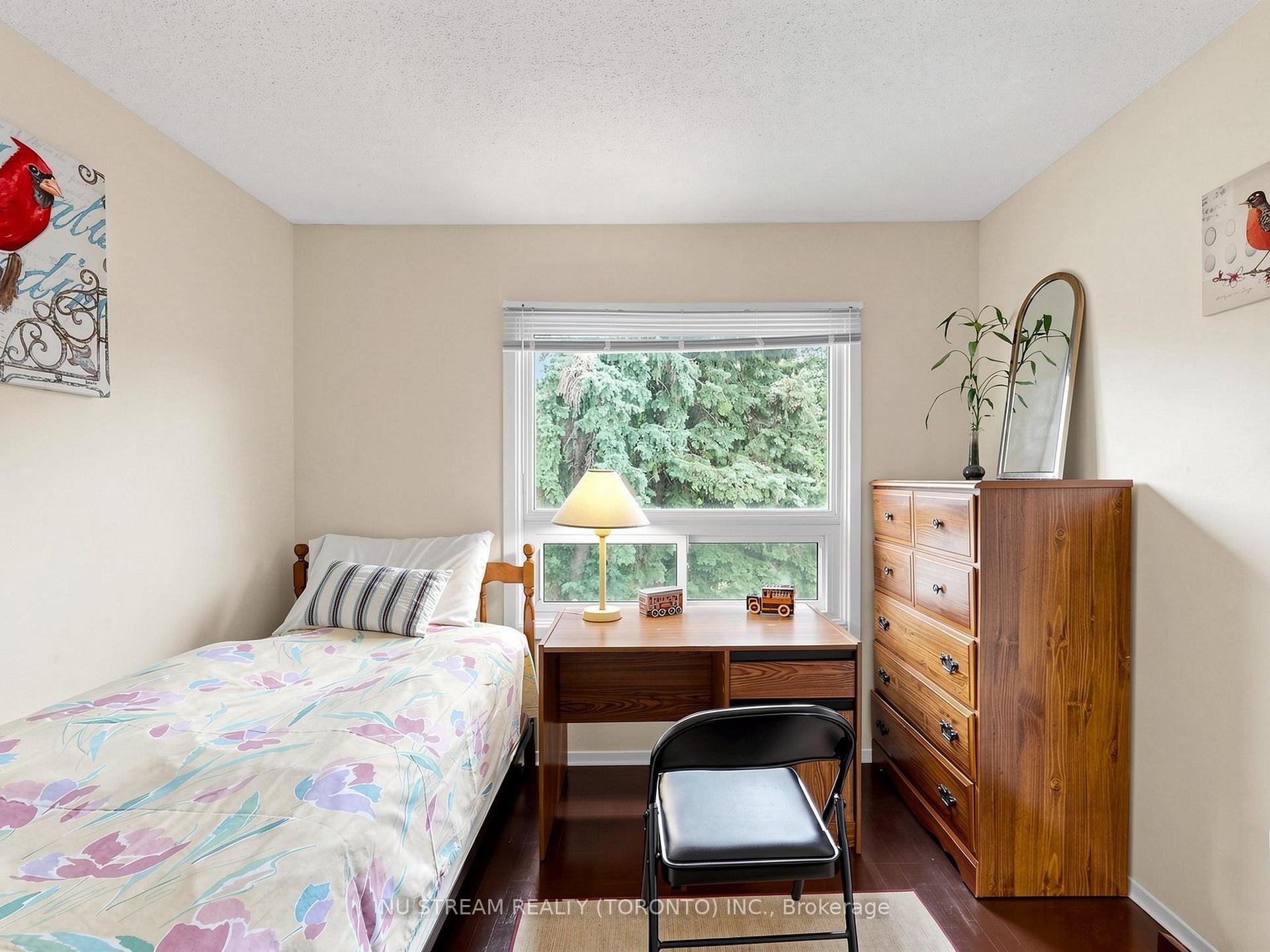 Photo 33 of 54 Ashridge Drive, Scarborough, Agincourt North — HOMEH