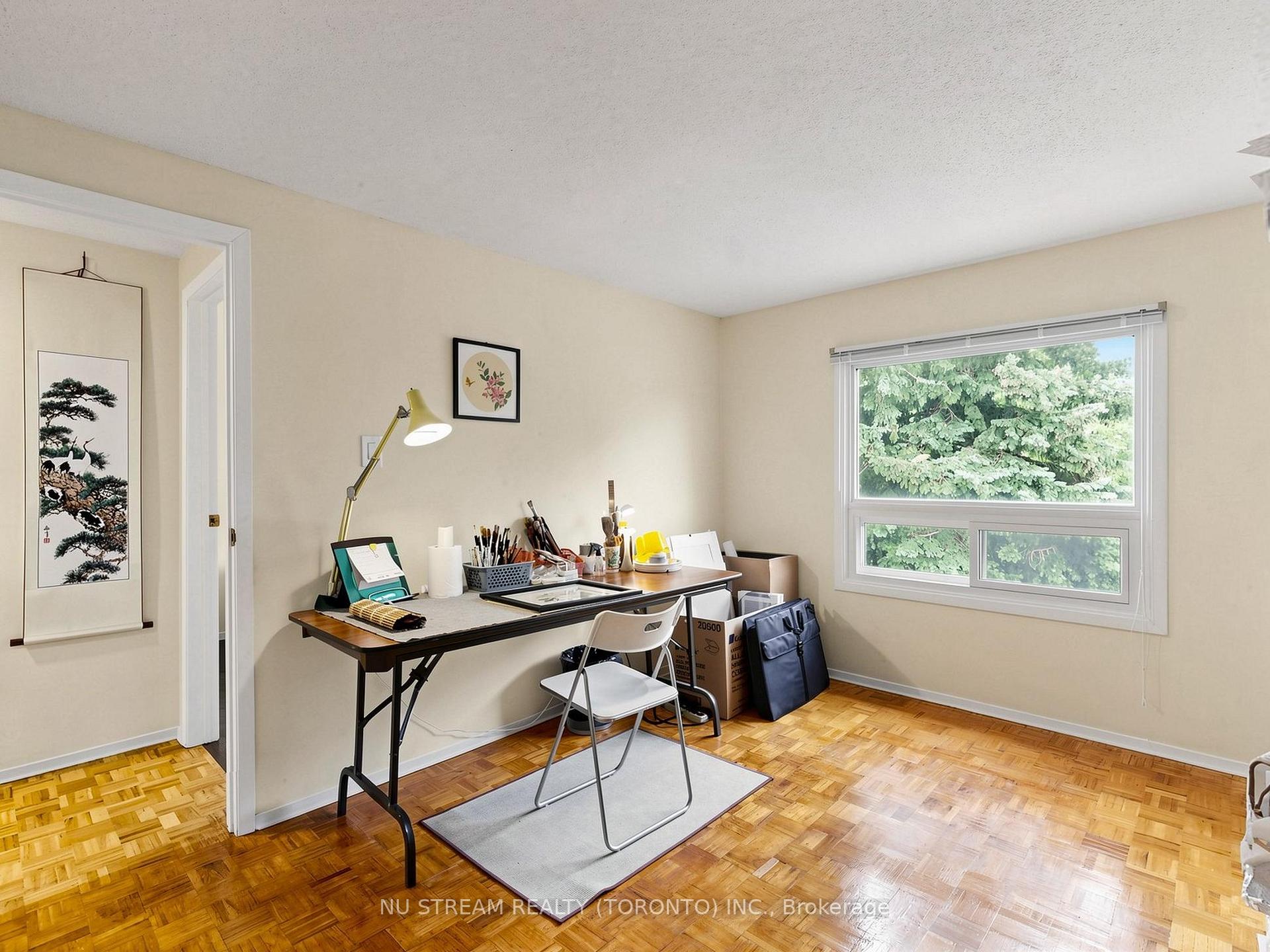 Photo 37 of 54 Ashridge Drive, Scarborough, Agincourt North — HOMEH