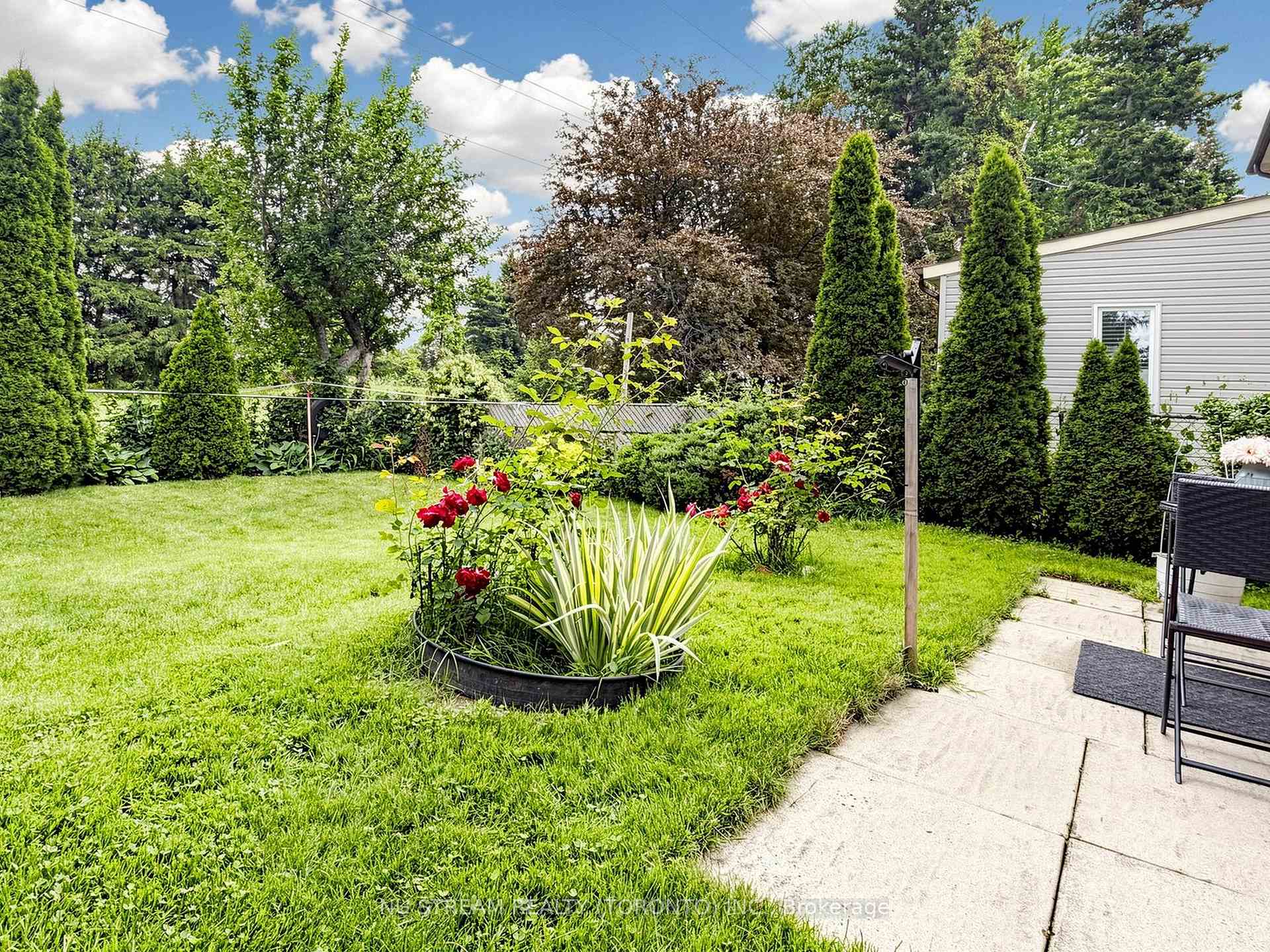 Photo 44 of 54 Ashridge Drive, Scarborough, Agincourt North — HOMEH