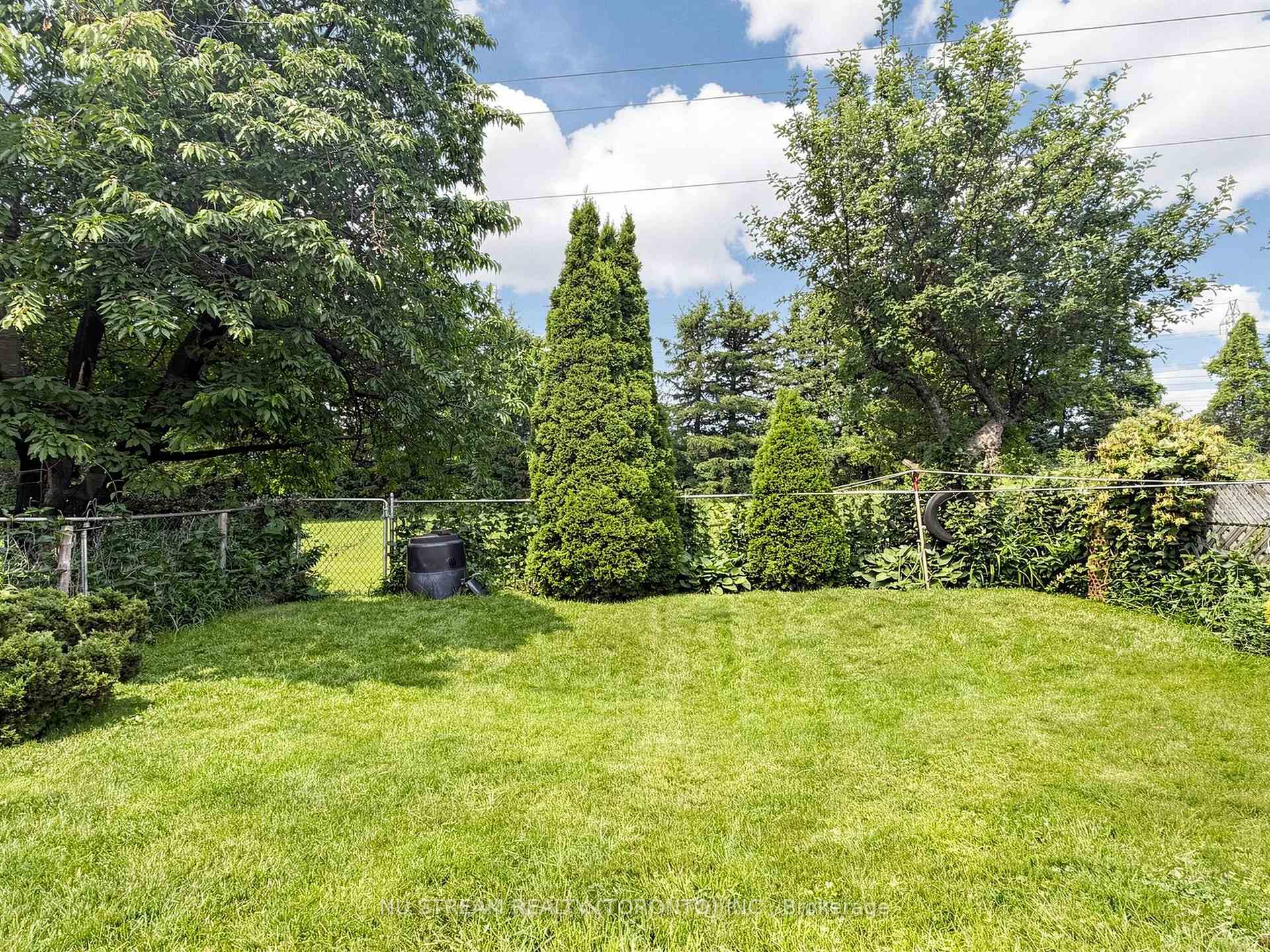 Photo 45 of 54 Ashridge Drive, Scarborough, Agincourt North — HOMEH