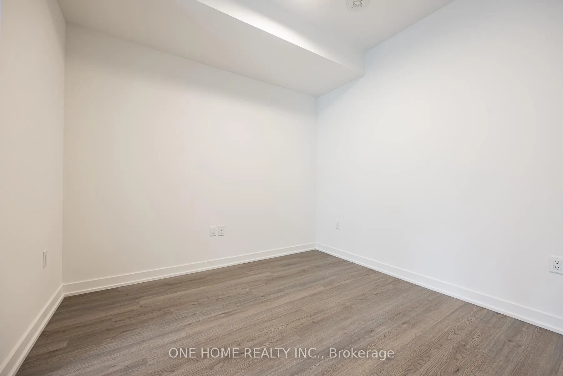 Photo 18 of Unit 2107, 357 King Street W, Toronto, Waterfront Communities — HOMEH