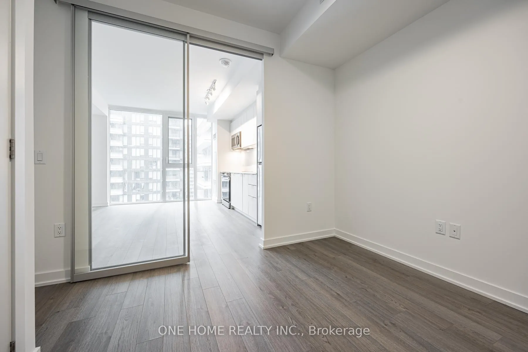 Photo 22 of Unit 2107, 357 King Street W, Toronto, Waterfront Communities — HOMEH