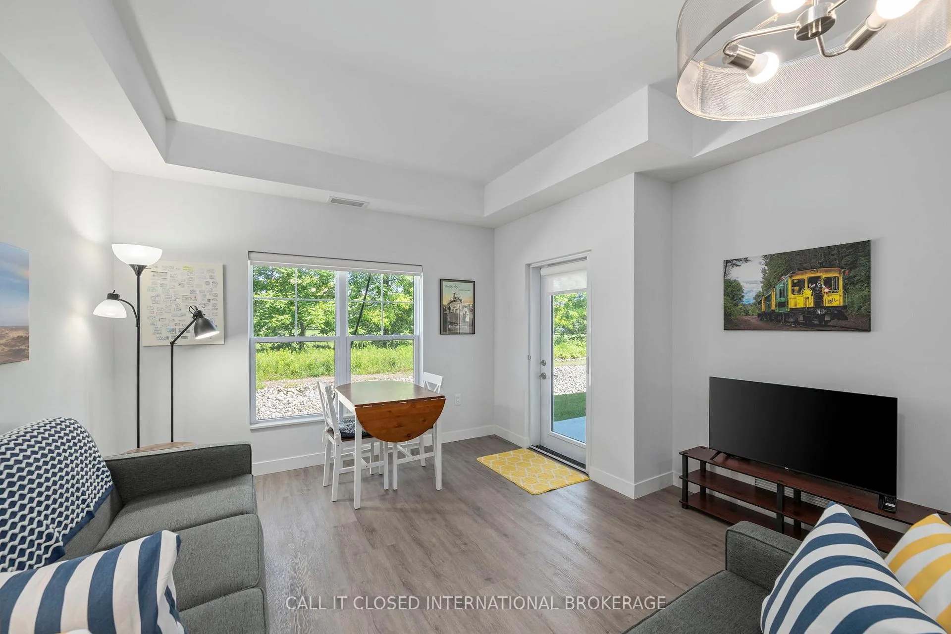Photo 7 of Unit 111, 100 The Promenade, Central Elgin, Port Stanley — HOMEH