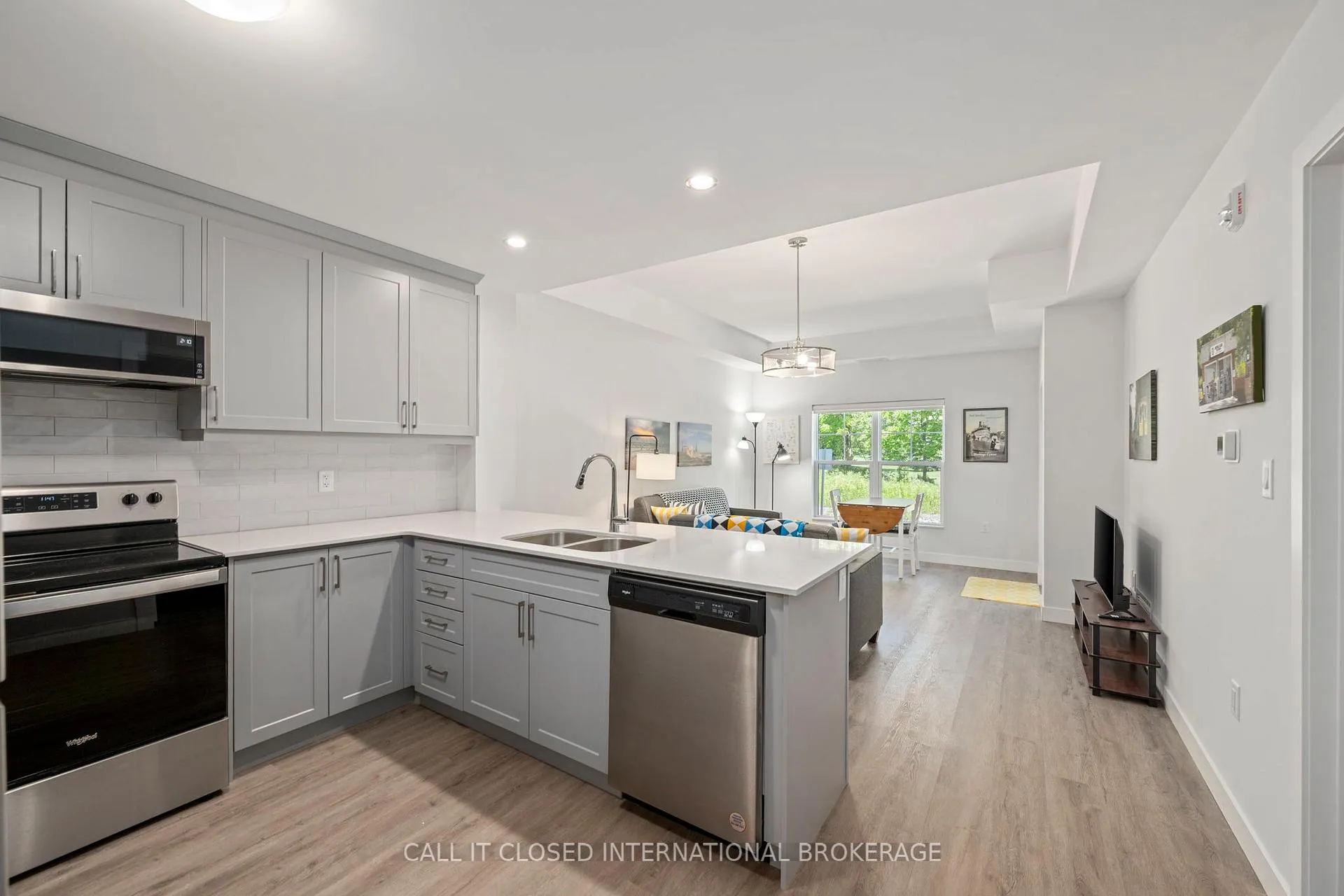 Photo 11 of Unit 111, 100 The Promenade, Central Elgin, Port Stanley — HOMEH