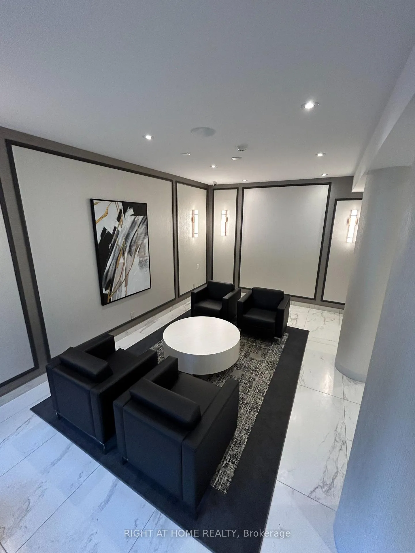 Photo 7 of Unit 201, 7460 Bathurst, Vaughan, Brownridge — HOMEH