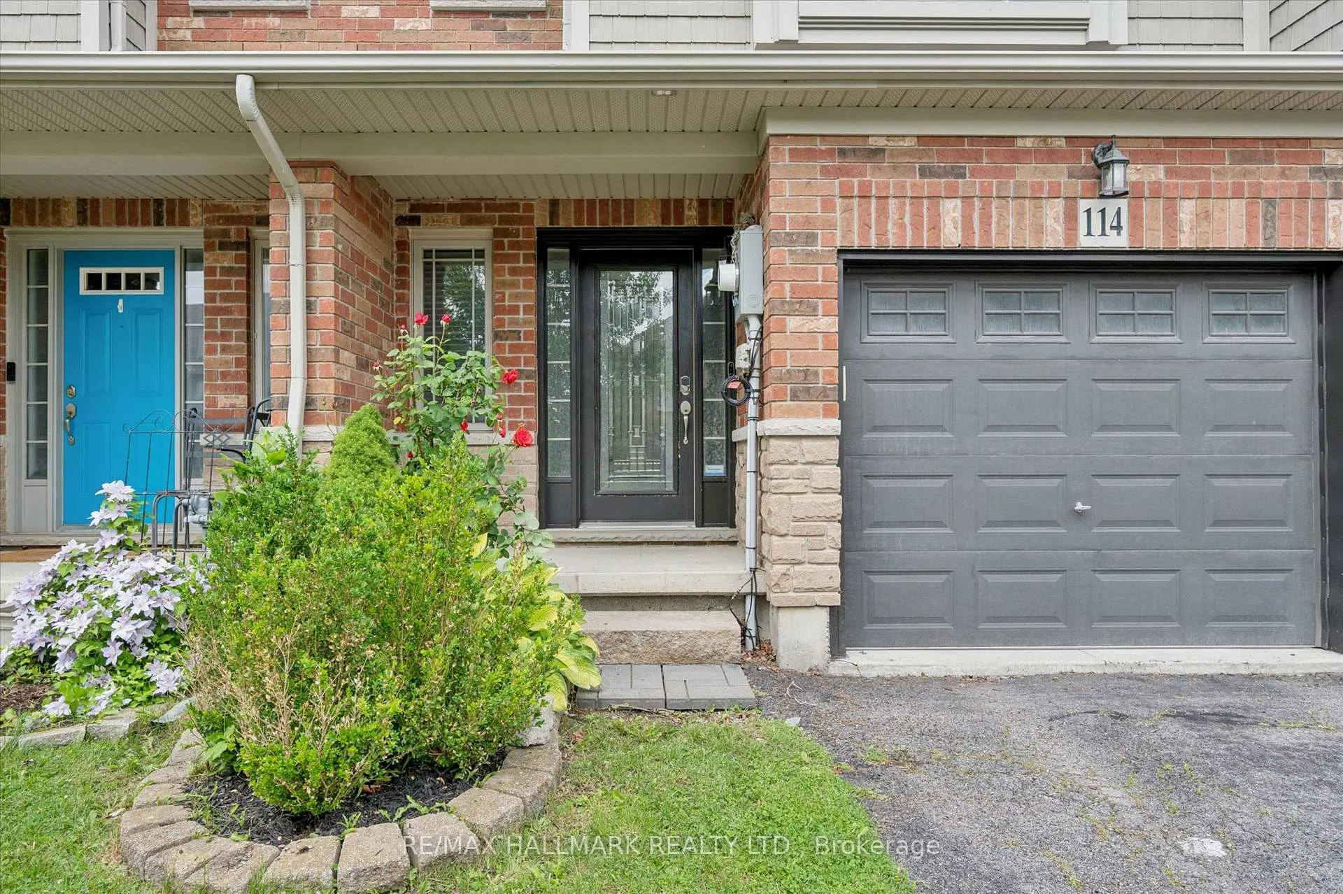 Photo 2 of 114 Donald Bell Drive, Hamilton, Binbrook — HOMEH