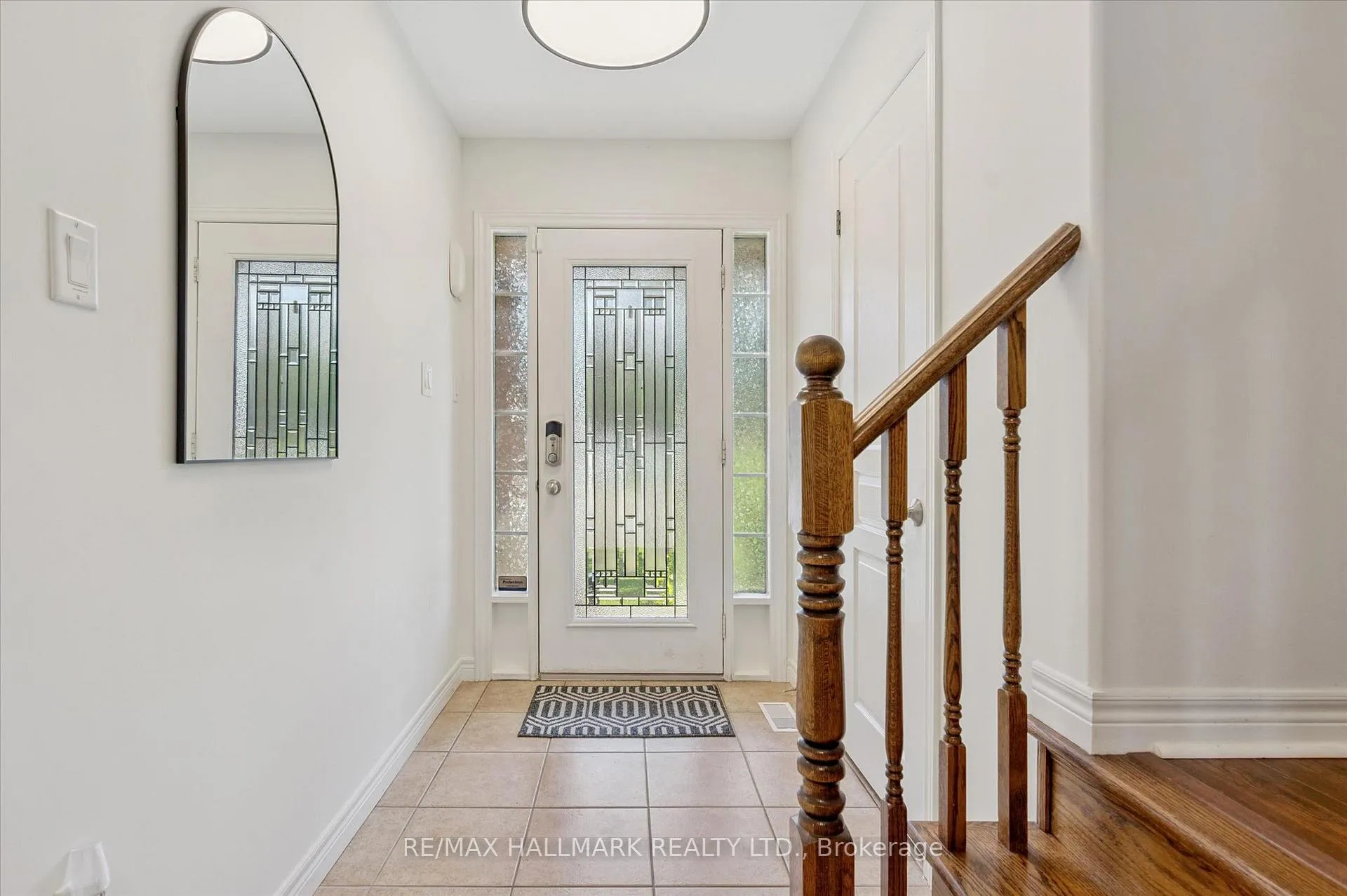 Photo 4 of 114 Donald Bell Drive, Hamilton, Binbrook — HOMEH