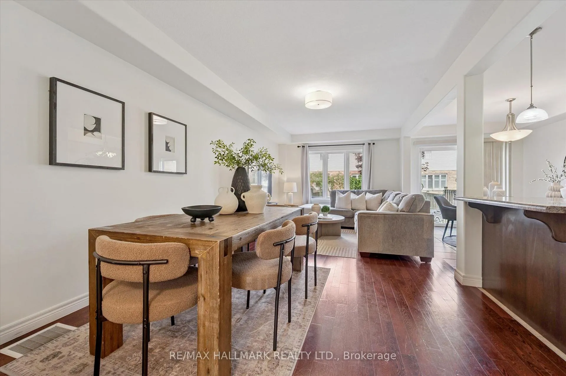 Photo 9 of 114 Donald Bell Drive, Hamilton, Binbrook — HOMEH