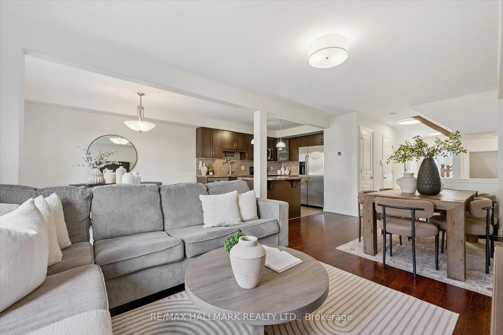 Photo 14 of 114 Donald Bell Drive, Hamilton, Binbrook — HOMEH