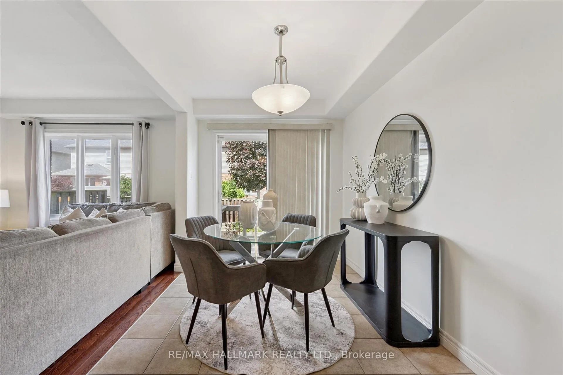 Photo 15 of 114 Donald Bell Drive, Hamilton, Binbrook — HOMEH