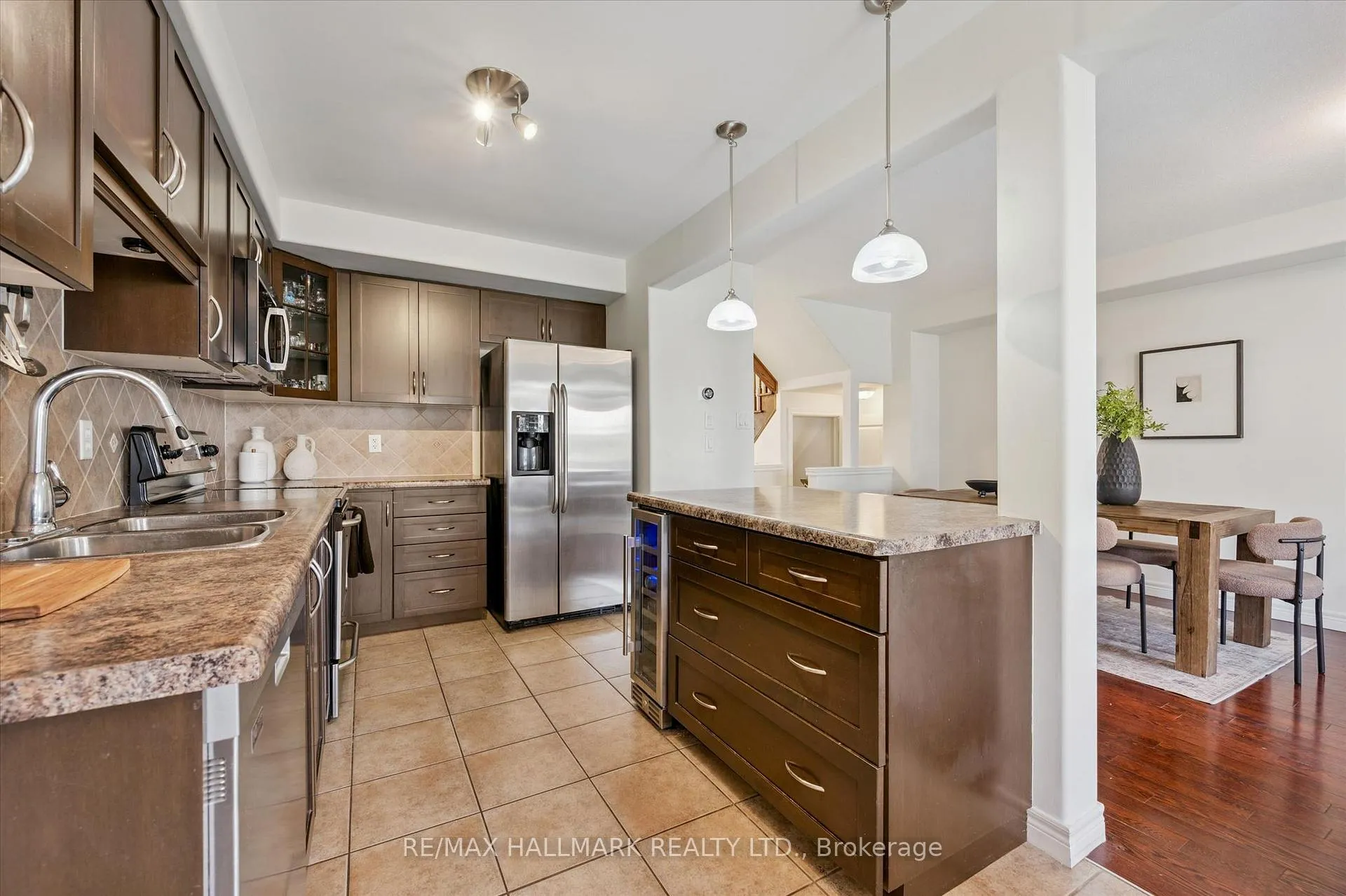 Photo 17 of 114 Donald Bell Drive, Hamilton, Binbrook — HOMEH