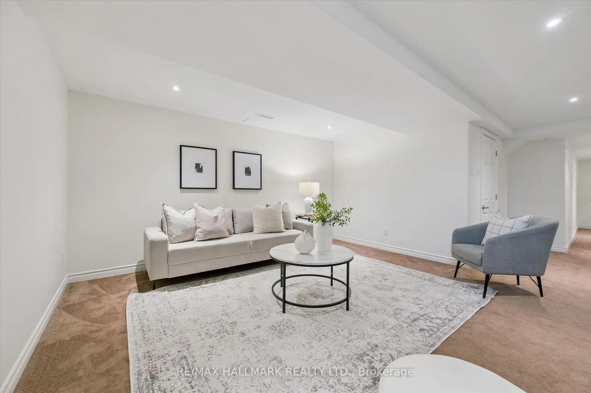 Photo 35 of 114 Donald Bell Drive, Hamilton, Binbrook — HOMEH