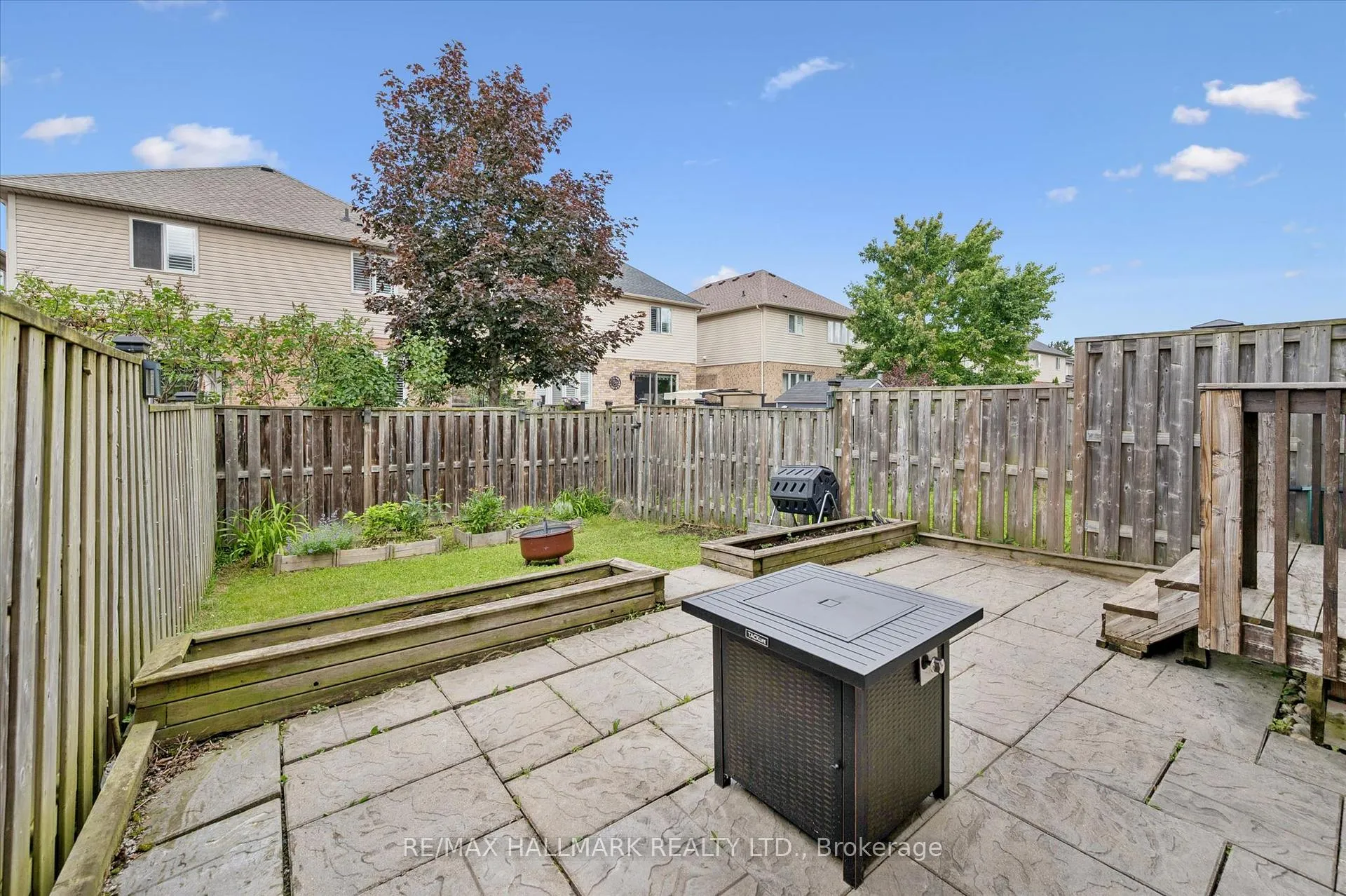 Photo 38 of 114 Donald Bell Drive, Hamilton, Binbrook — HOMEH