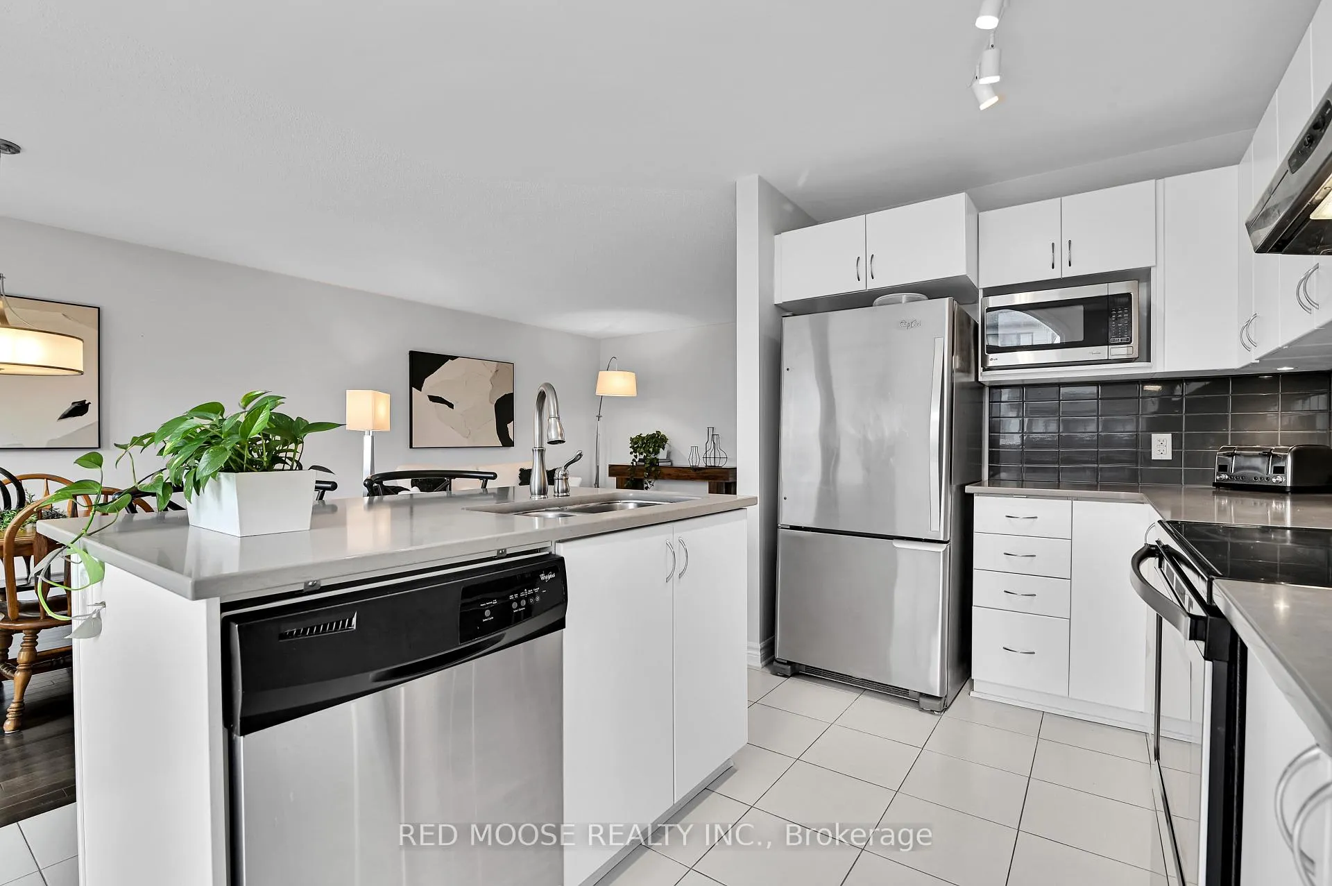 Photo 14 of 99 Calvington Avenue, Ottawa, Kanata - Kanata Lakes/Heritage Hills — HOMEH