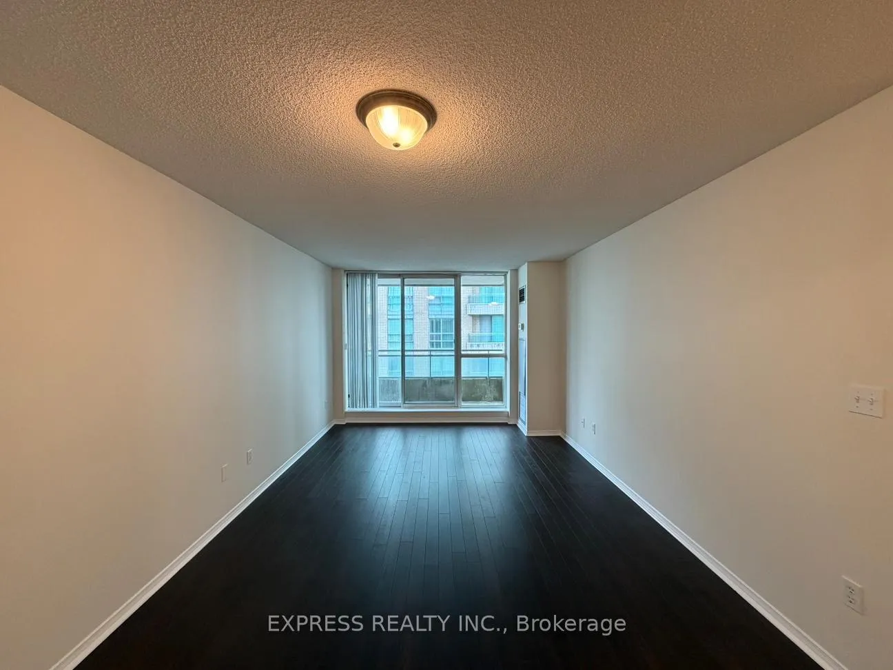 Photo 5 of Unit 1602, 29 Pemberton Avenue, North York, Newtonbrook East — HOMEH