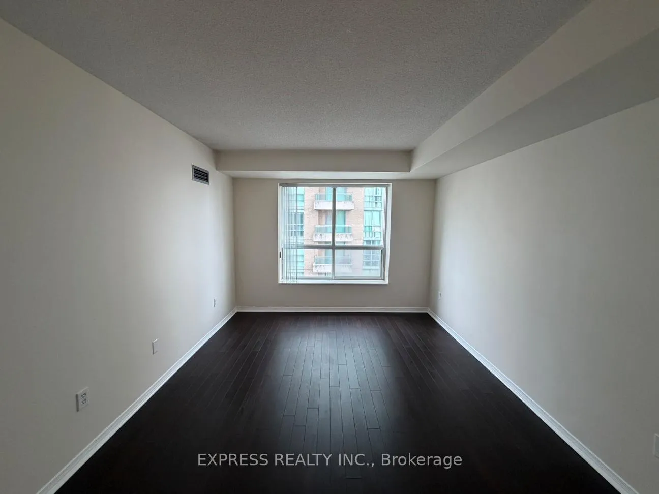Photo 8 of Unit 1602, 29 Pemberton Avenue, North York, Newtonbrook East — HOMEH