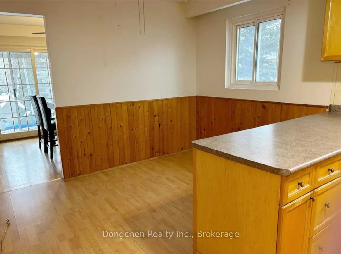 Photo 16 of 33 La Peer Boulevard, Scarborough, L'Amoreaux — HOMEH