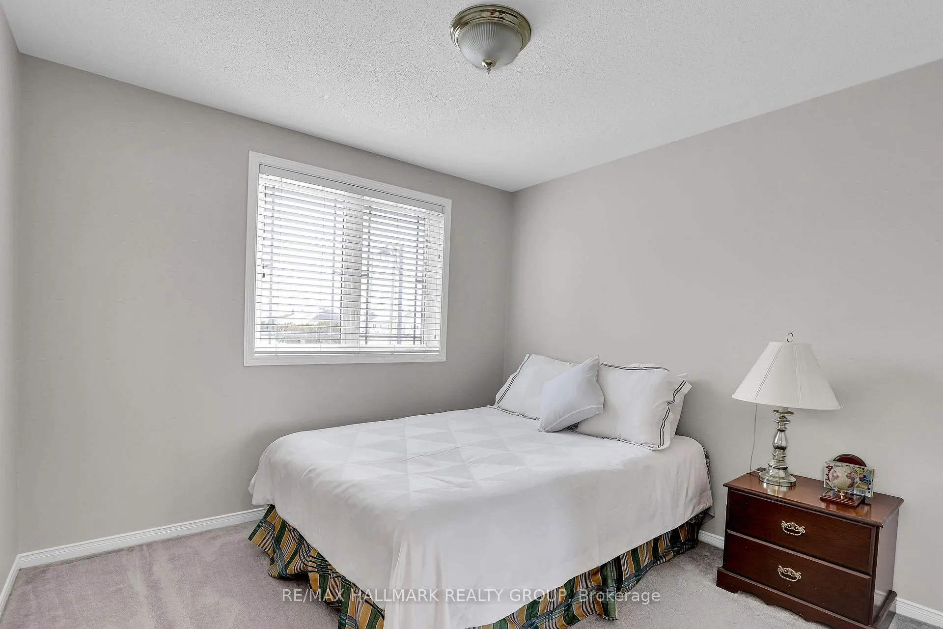 Photo 14 of 634 Aquaview Drive, Ottawa, Avalon East — HOMEH