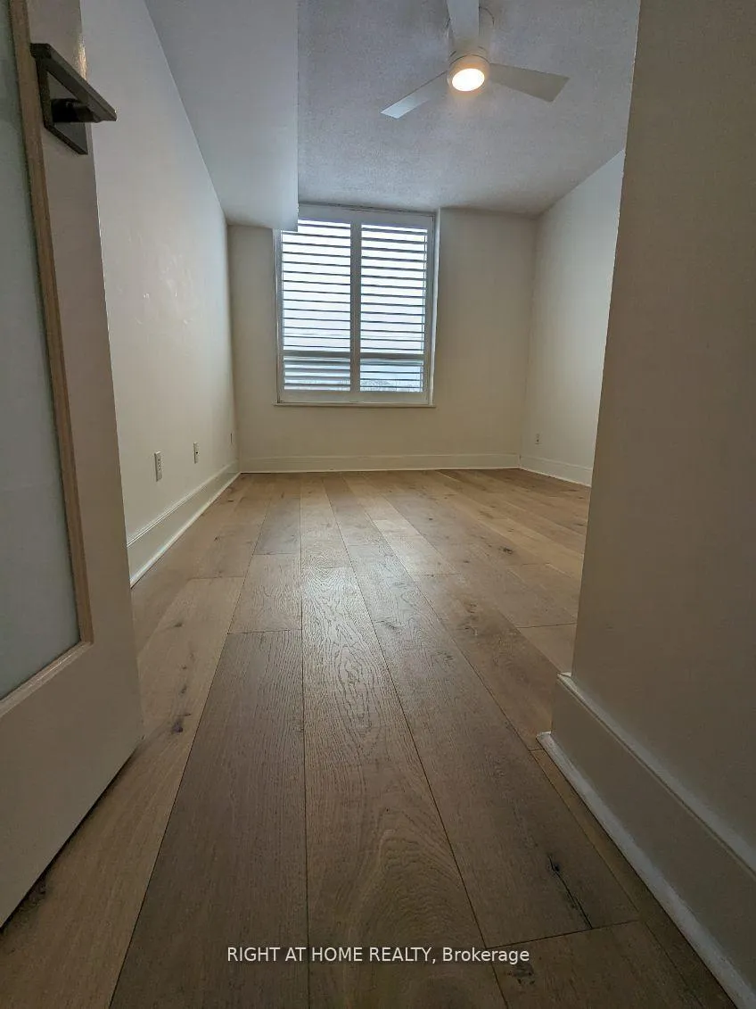 Photo 6 of Unit 409, 1797 Queen Street E, Toronto, The Beaches — HOMEH
