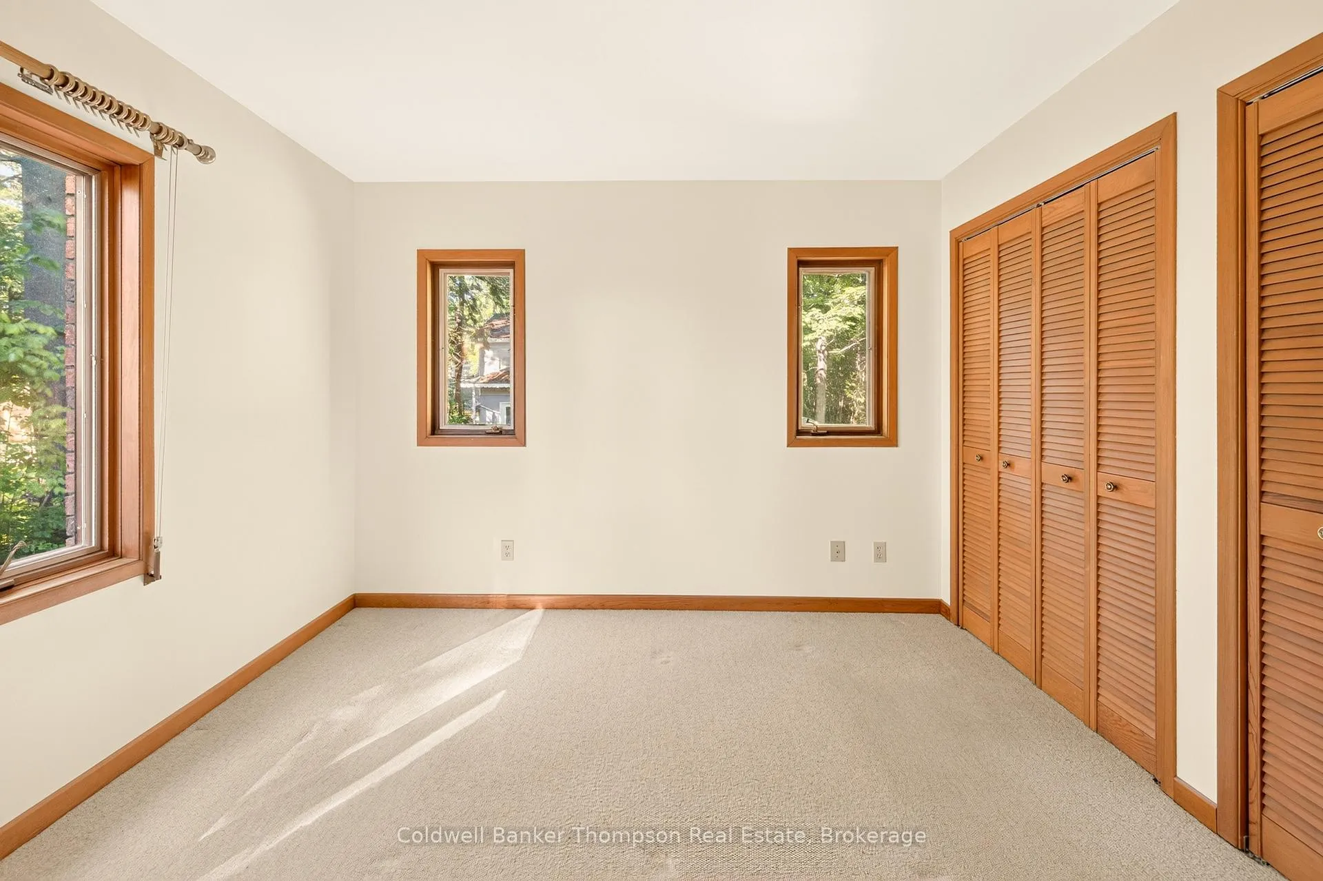 Photo 12 of 31 King Street, Huntsville — HOMEH