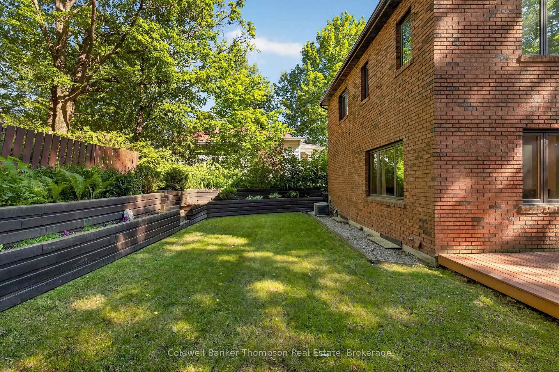 Photo 47 of 31 King Street, Huntsville — HOMEH