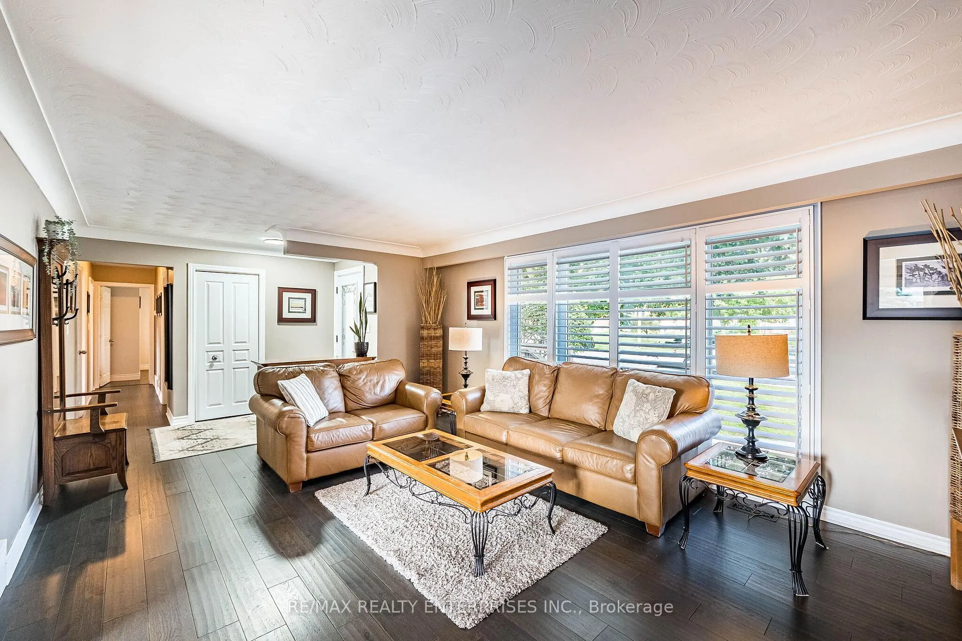 Photo 6 of 19 Baker Road S, Grimsby, Grimsby East — HOMEH