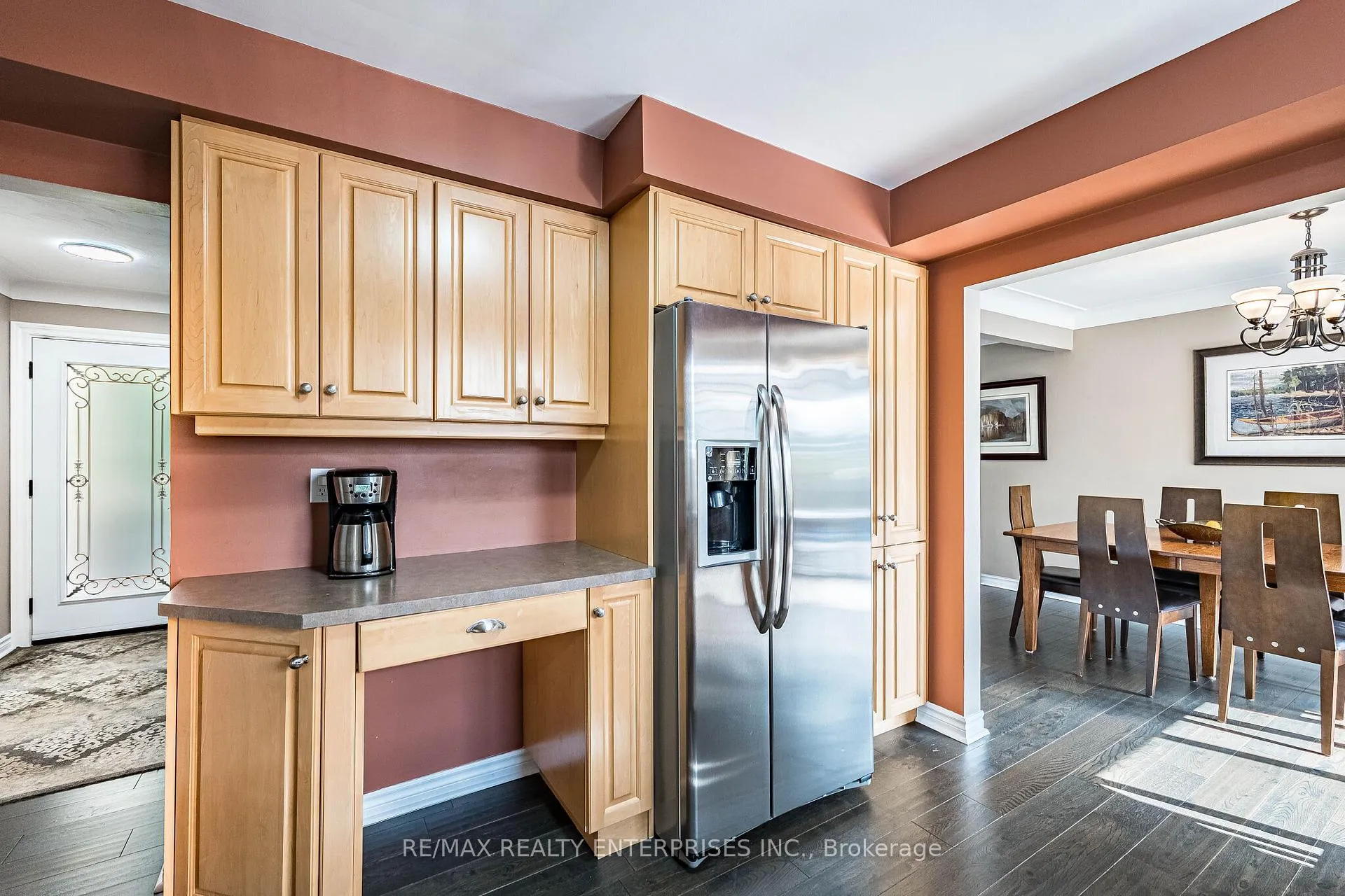 Photo 17 of 19 Baker Road S, Grimsby, Grimsby East — HOMEH