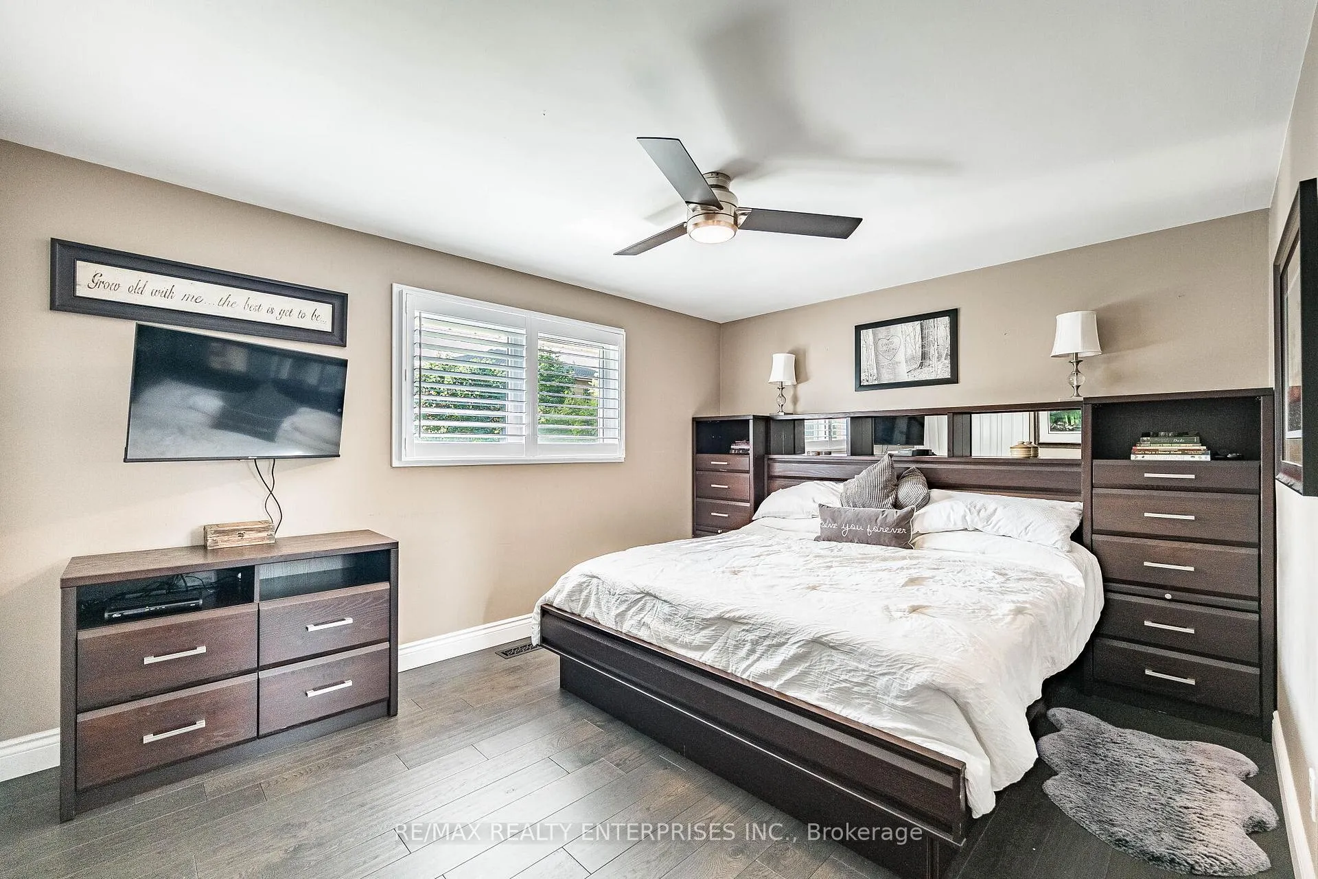 Photo 18 of 19 Baker Road S, Grimsby, Grimsby East — HOMEH