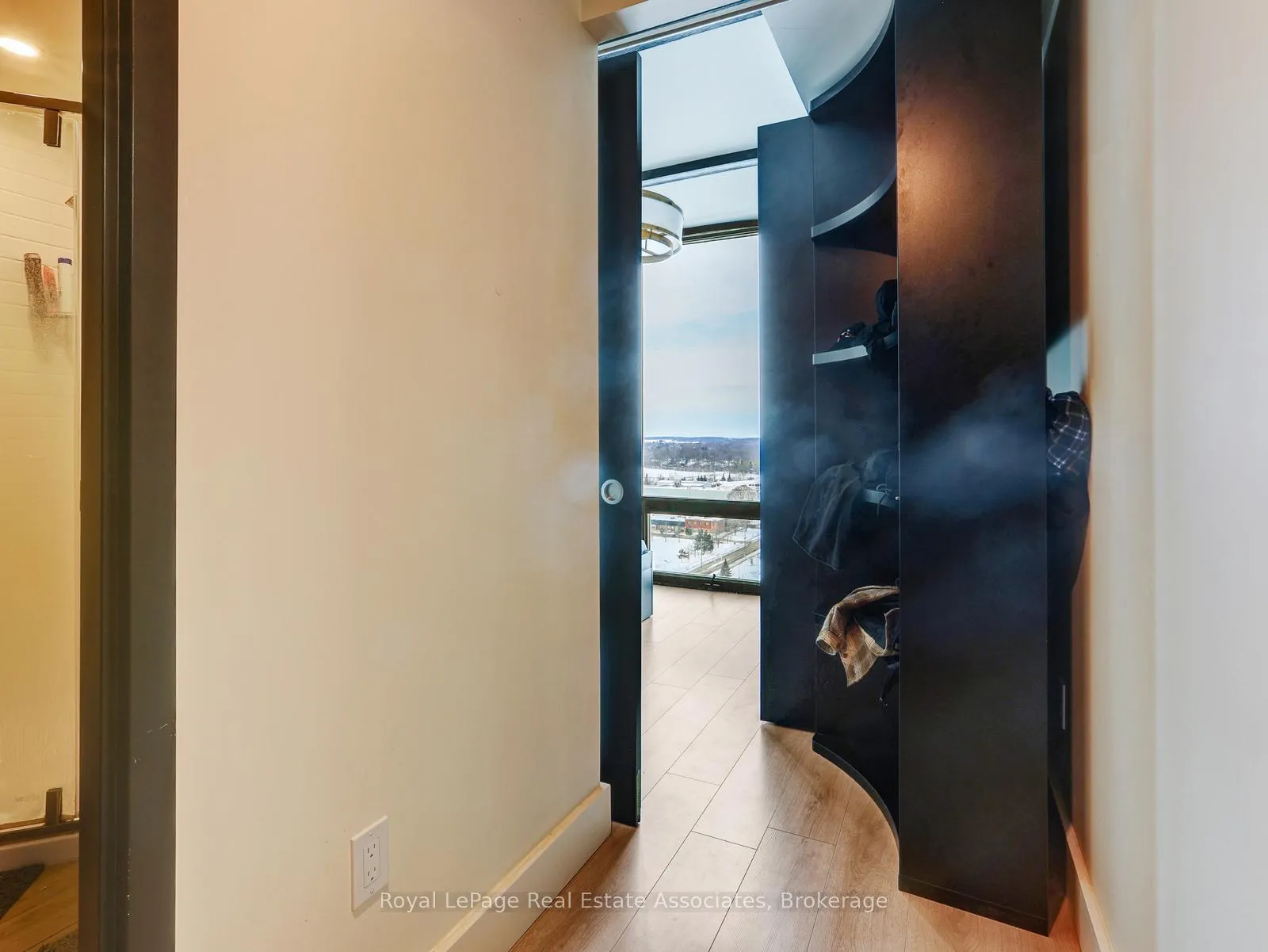 Photo 14 of Unit 2002, 145 Columbia Street W, Waterloo, Downtown Waterloo — HOMEH