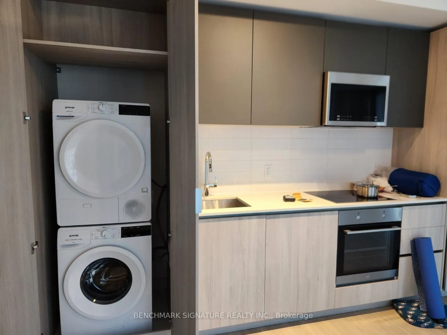 Photo 5 of Unit 3603, 8 Widmer Street, Toronto, Waterfront Communities — HOMEH