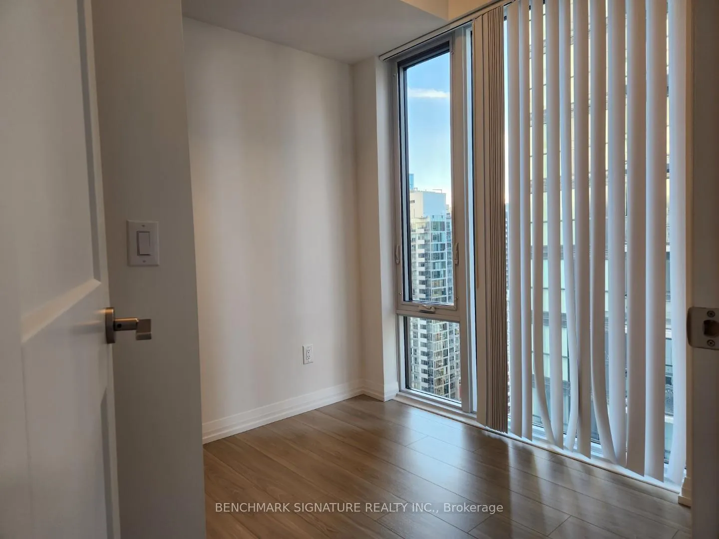 Photo 13 of Unit 3603, 8 Widmer Street, Toronto, Waterfront Communities — HOMEH