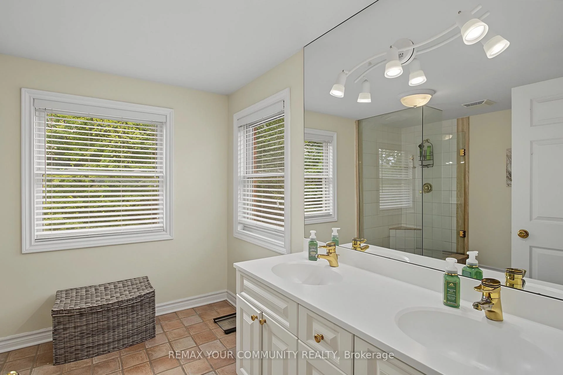 Photo 26 of 23 Cranberry Lane, Aurora, Aurora Highlands — HOMEH